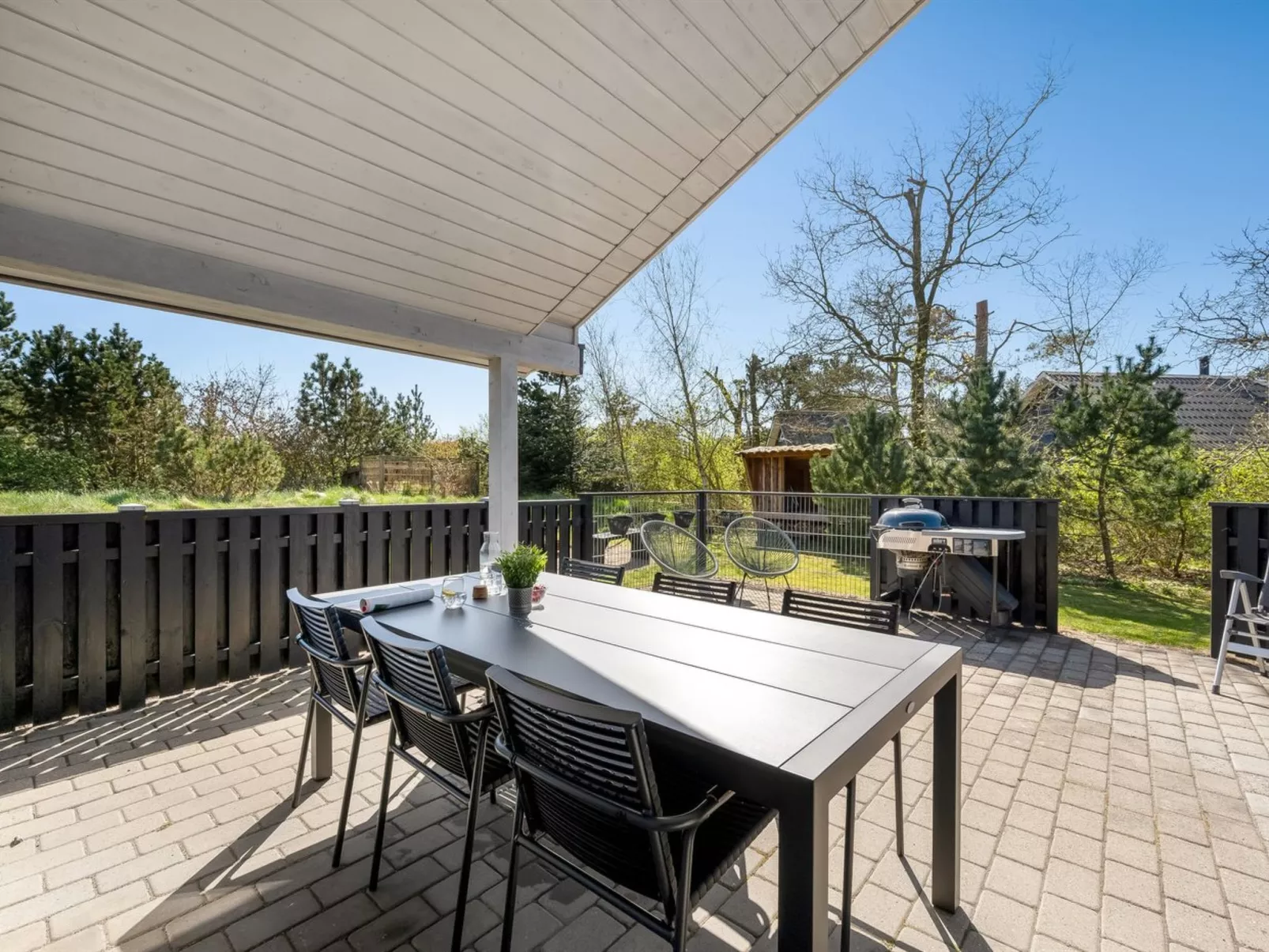 "Rekke" - 300m to the fjord-Buiten