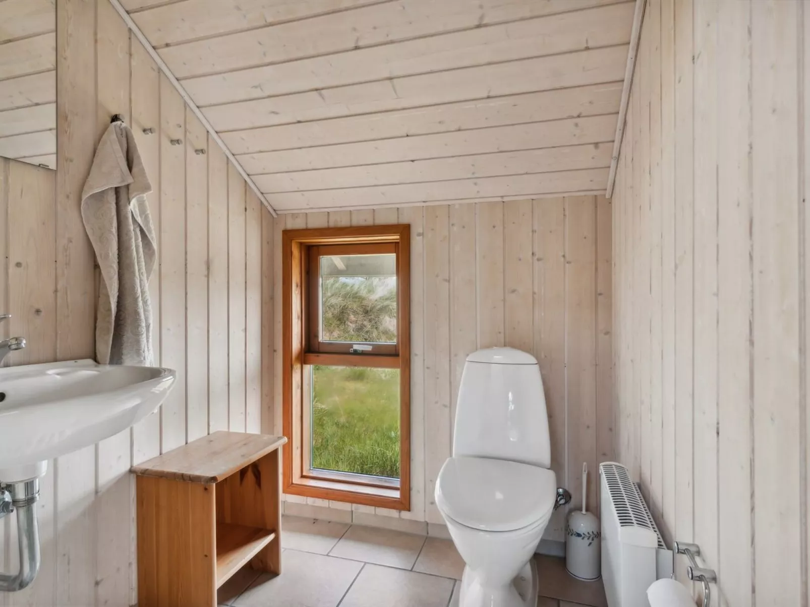 "Henri" - 500m from the sea-Binnen