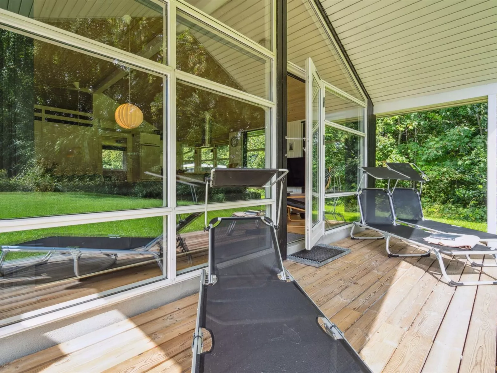 "Edin" - 150m from the sea-Buiten