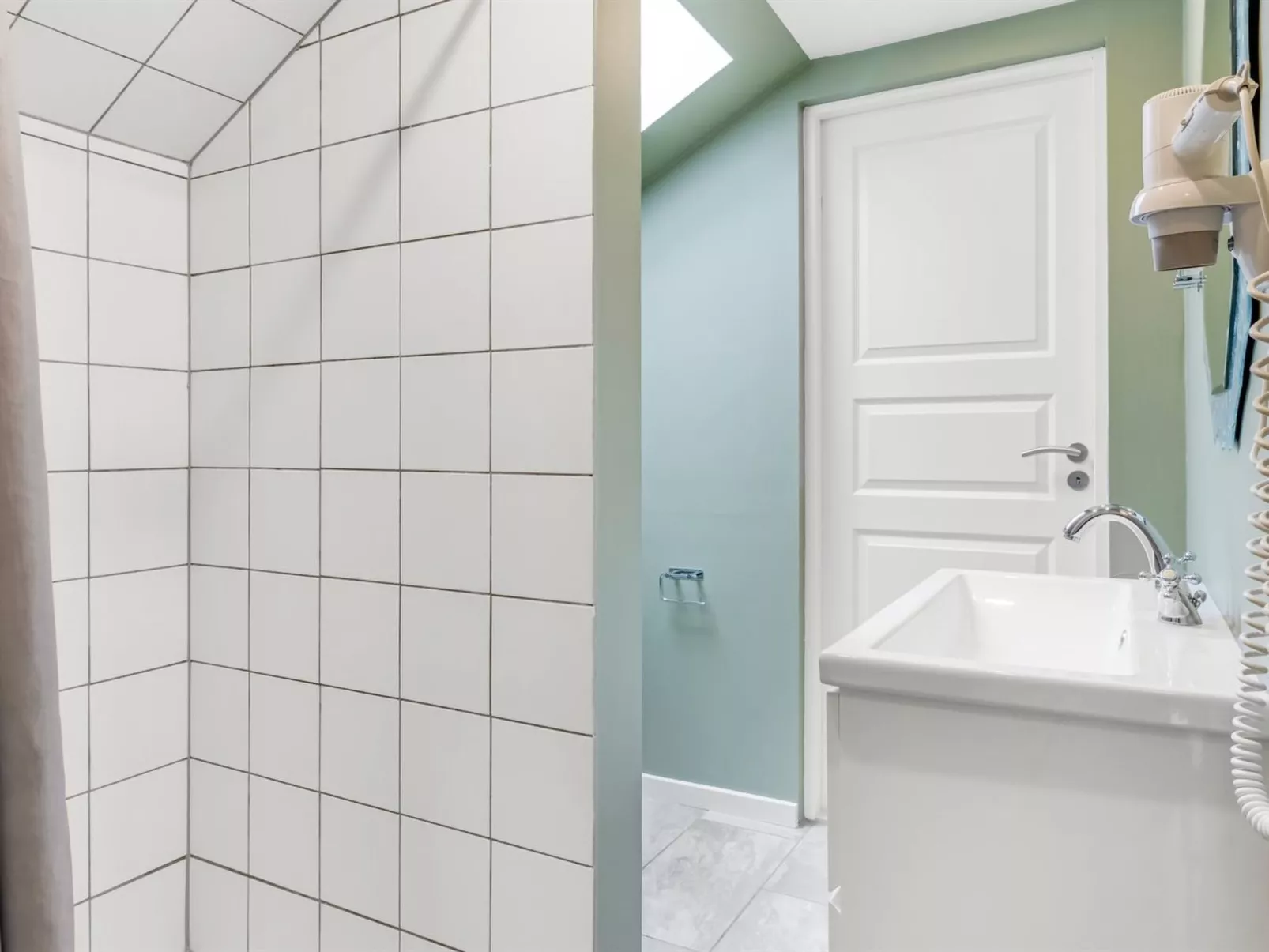 "Aliza" - 14km from the sea-Binnen