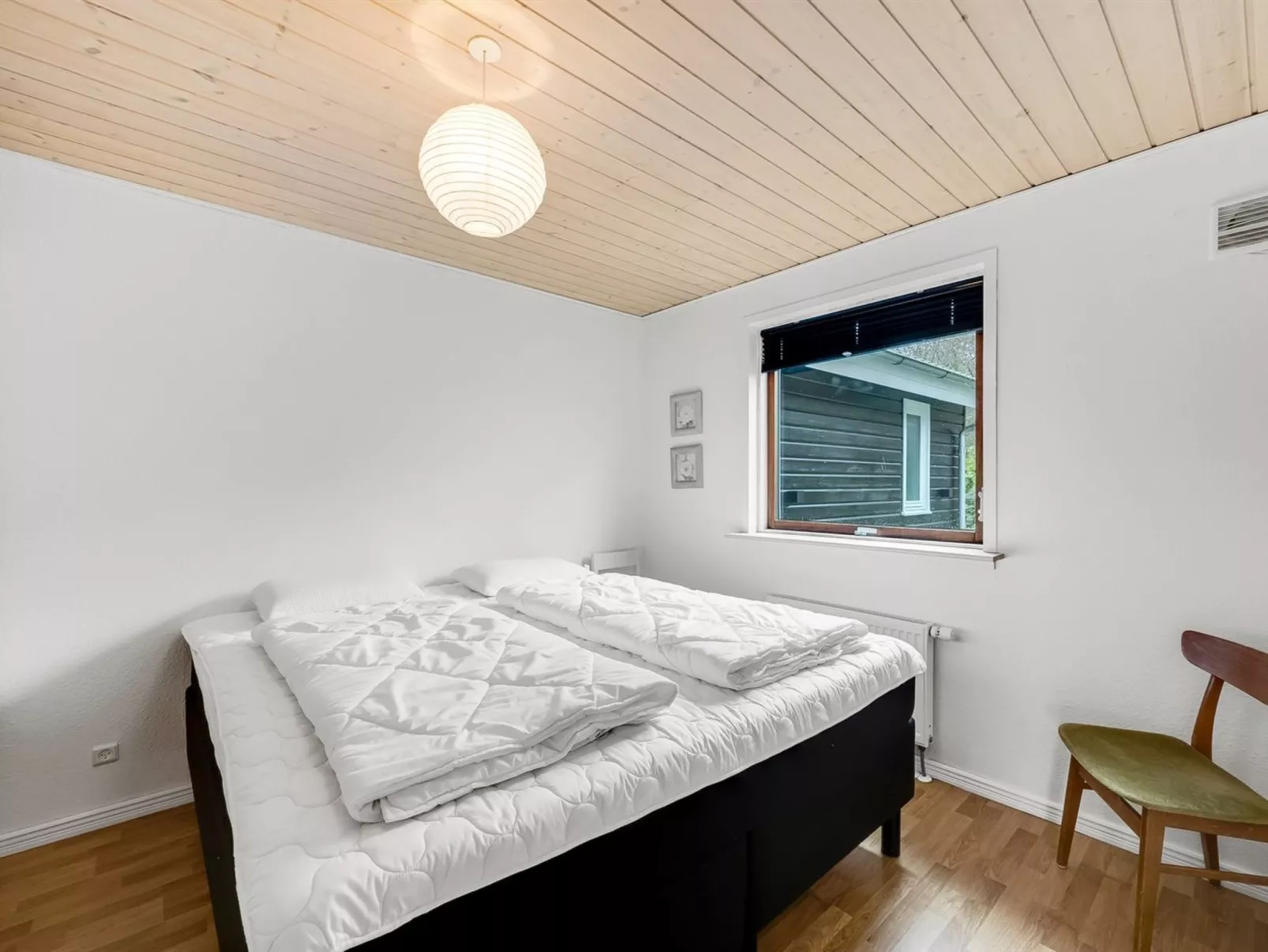 "Ensio" - 300m to the fjord-Binnen