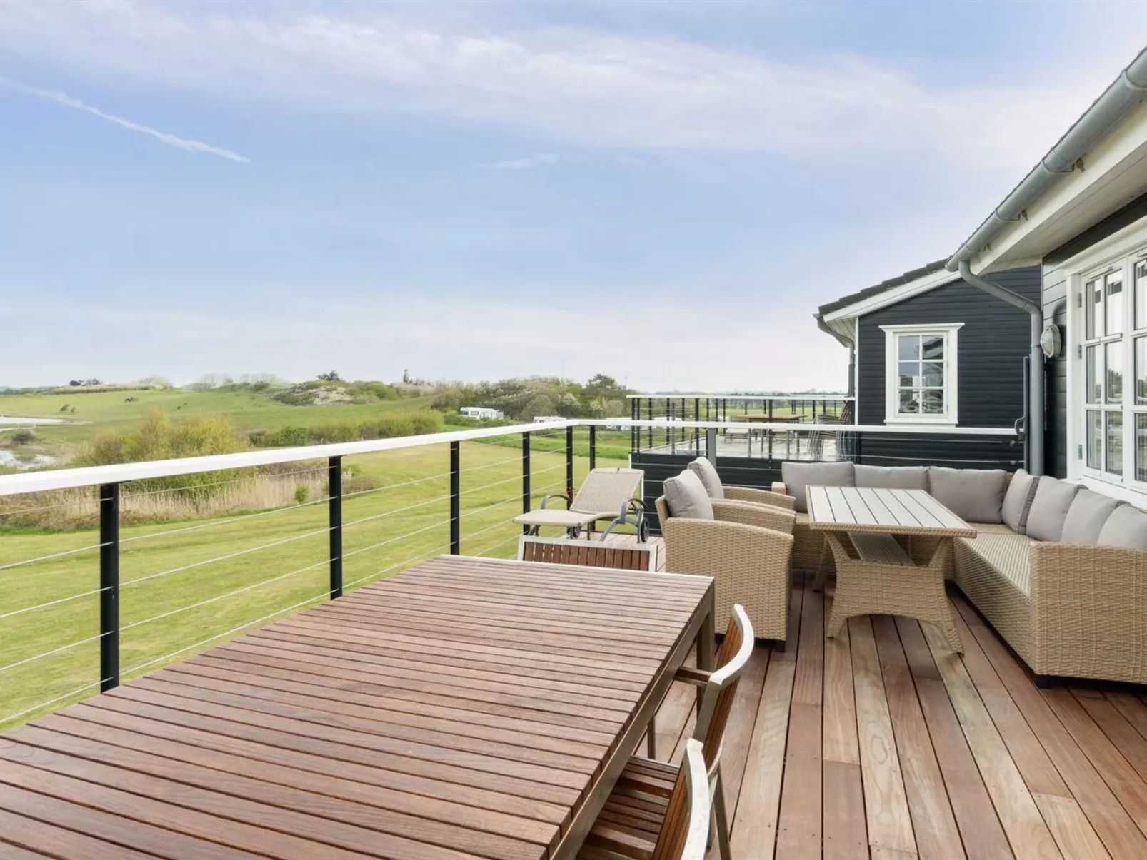 "Ewelina" - 150m from the sea-Buiten