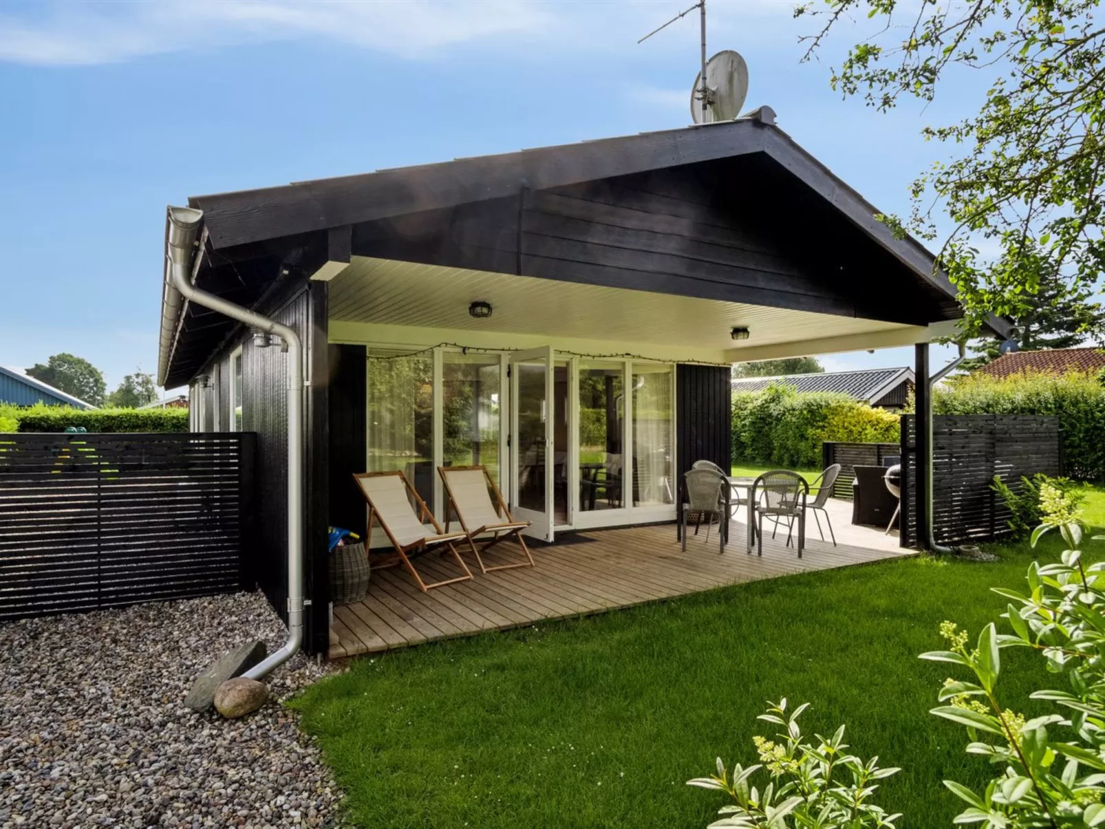 "Volmer" - 700m from the sea-Buiten