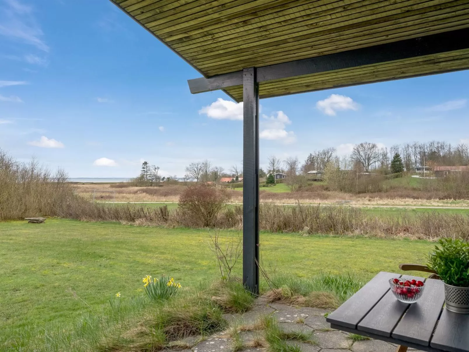 "Jule" - 1.3km to the fjord-Buiten