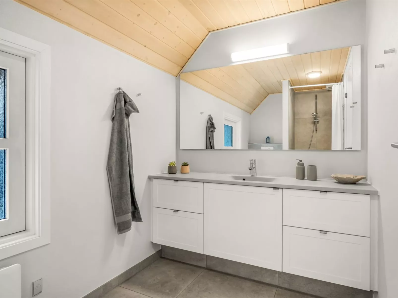 "Verna" - 800m from the sea-Binnen