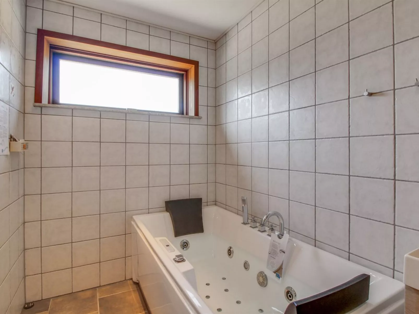 "Gunkil" - 800m from the sea-Binnen