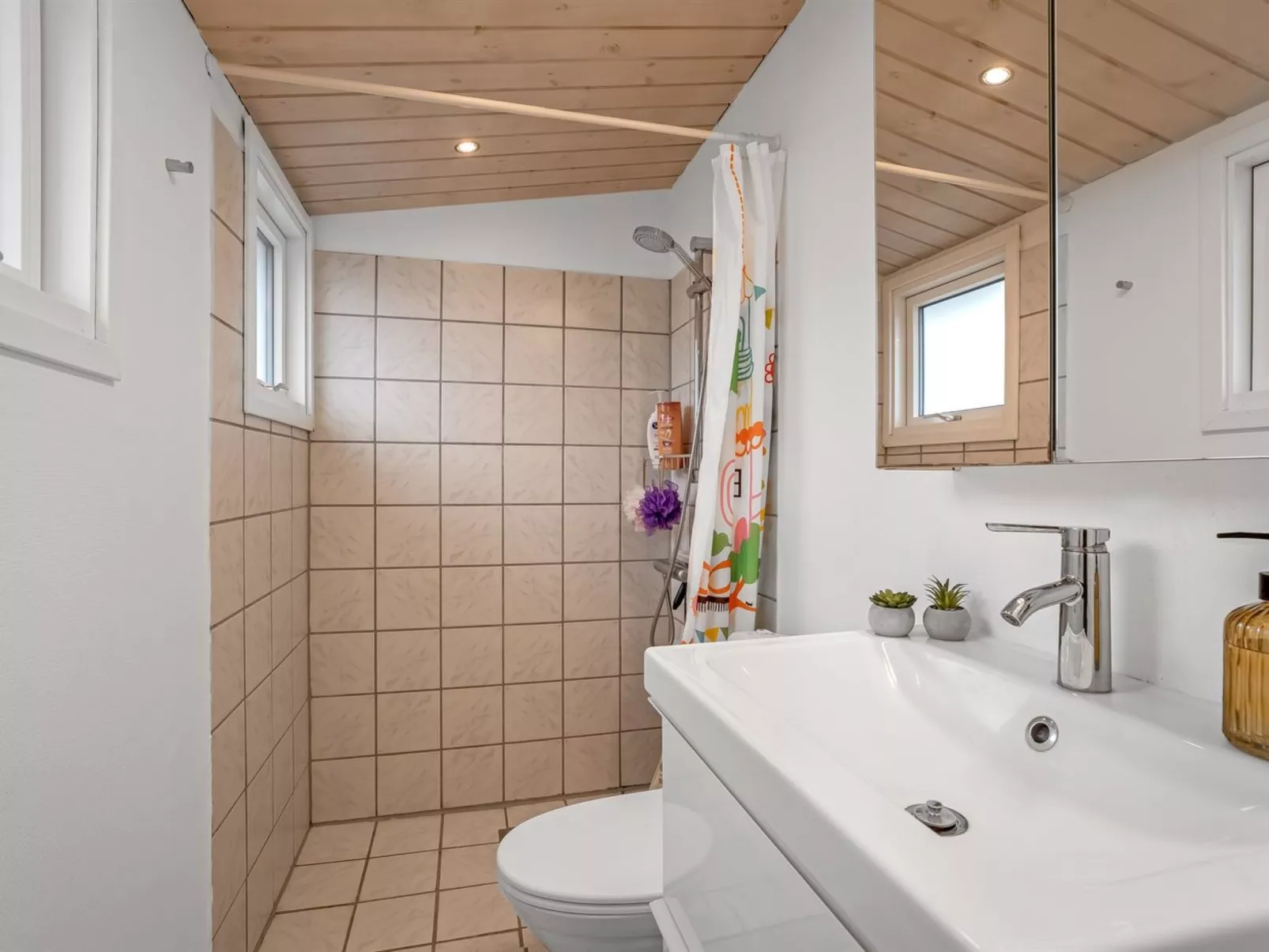 "Mira" - 500m from the sea-Binnen