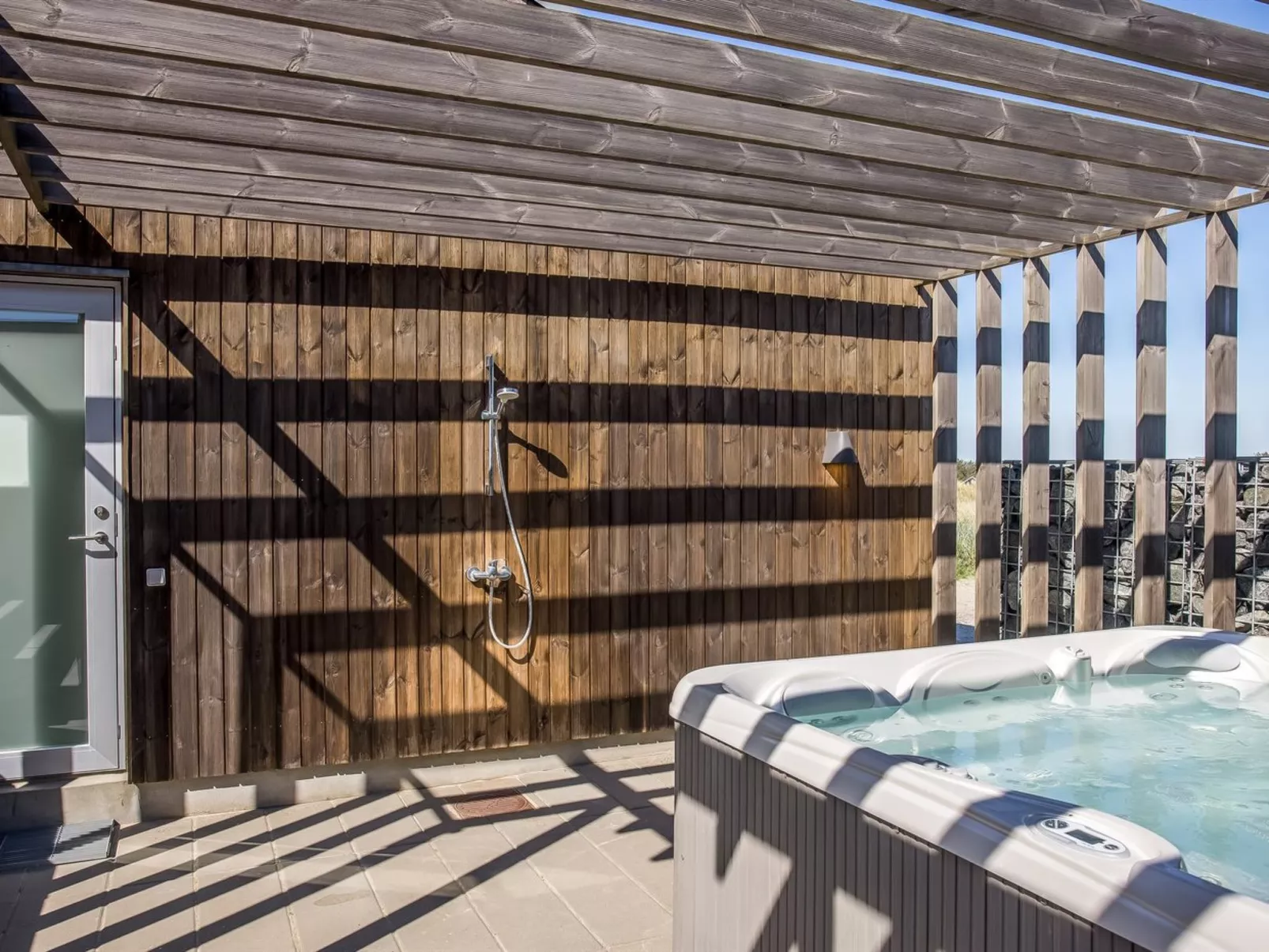 "Carit" - 450m from the sea-Binnen