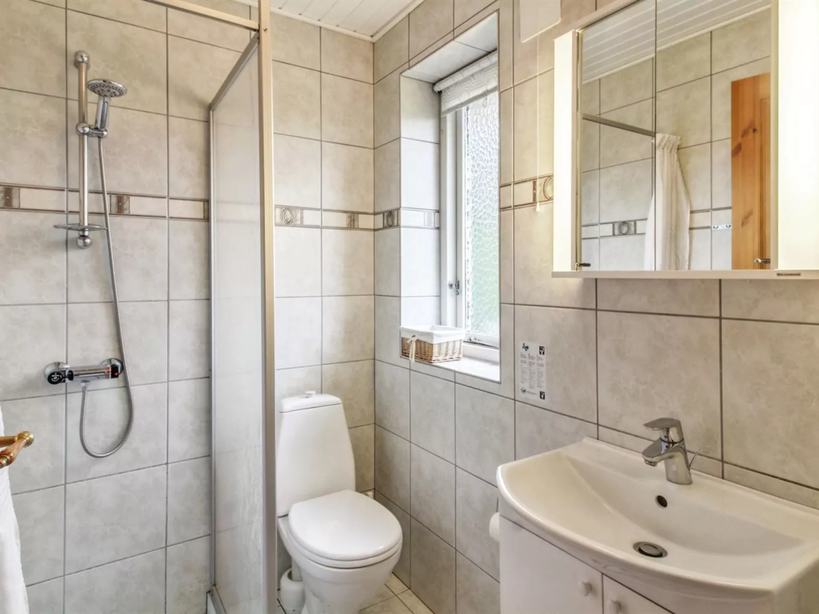 "Rufina" - 3.5km from the sea-Binnen