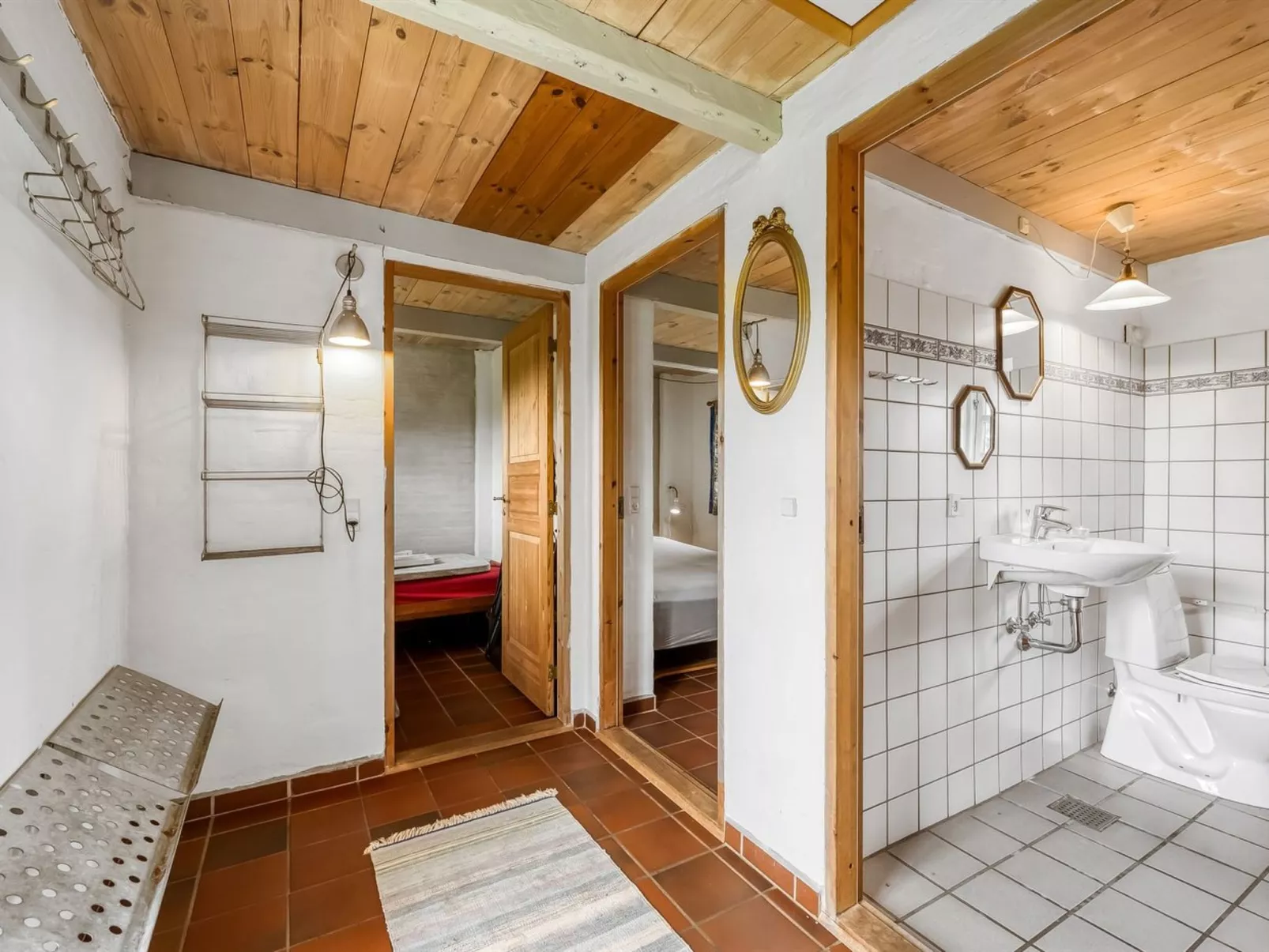 "Claus" - 1.5km to the fjord-Binnen