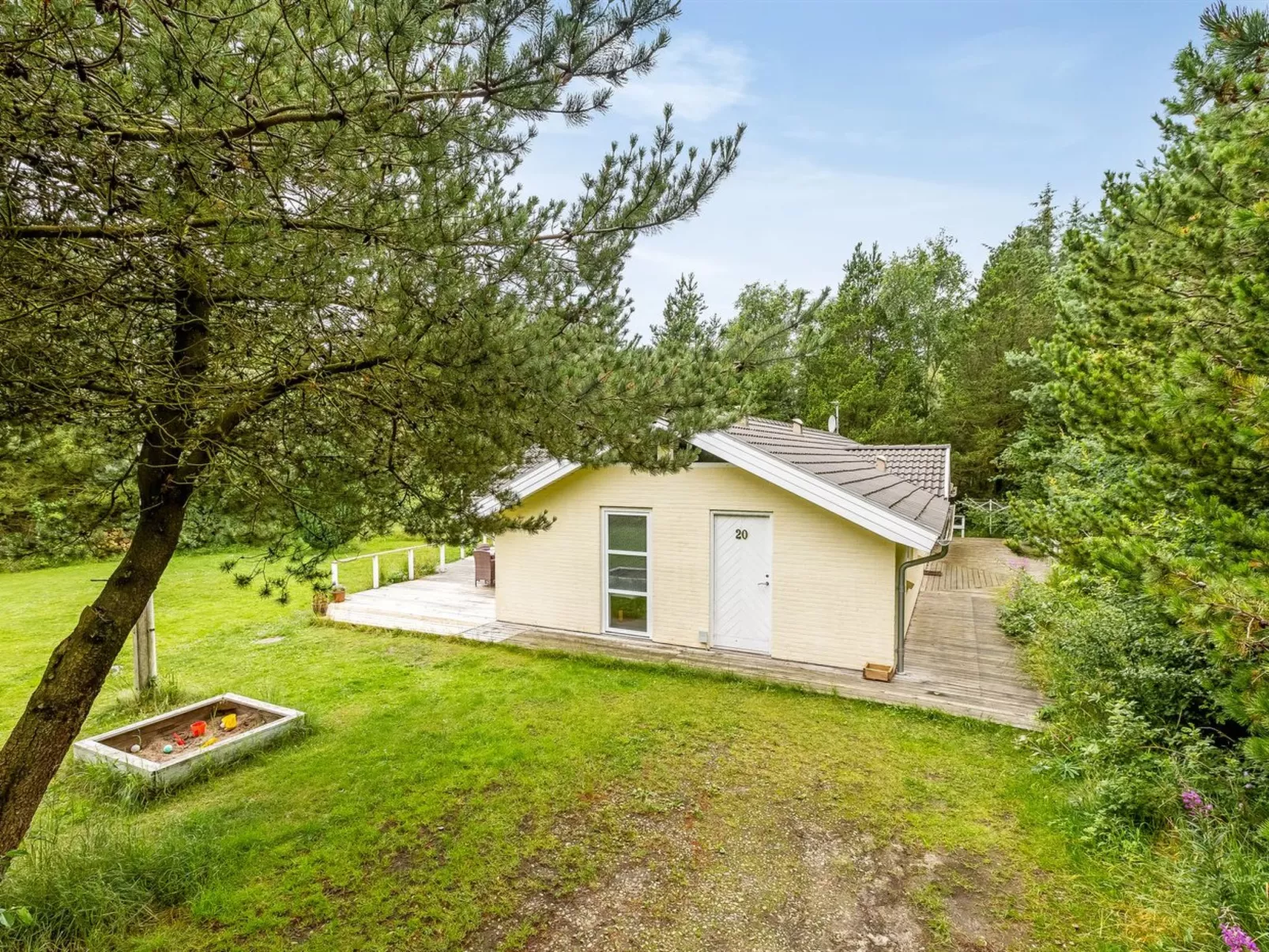 "Samine" - 2km from the sea-Buiten