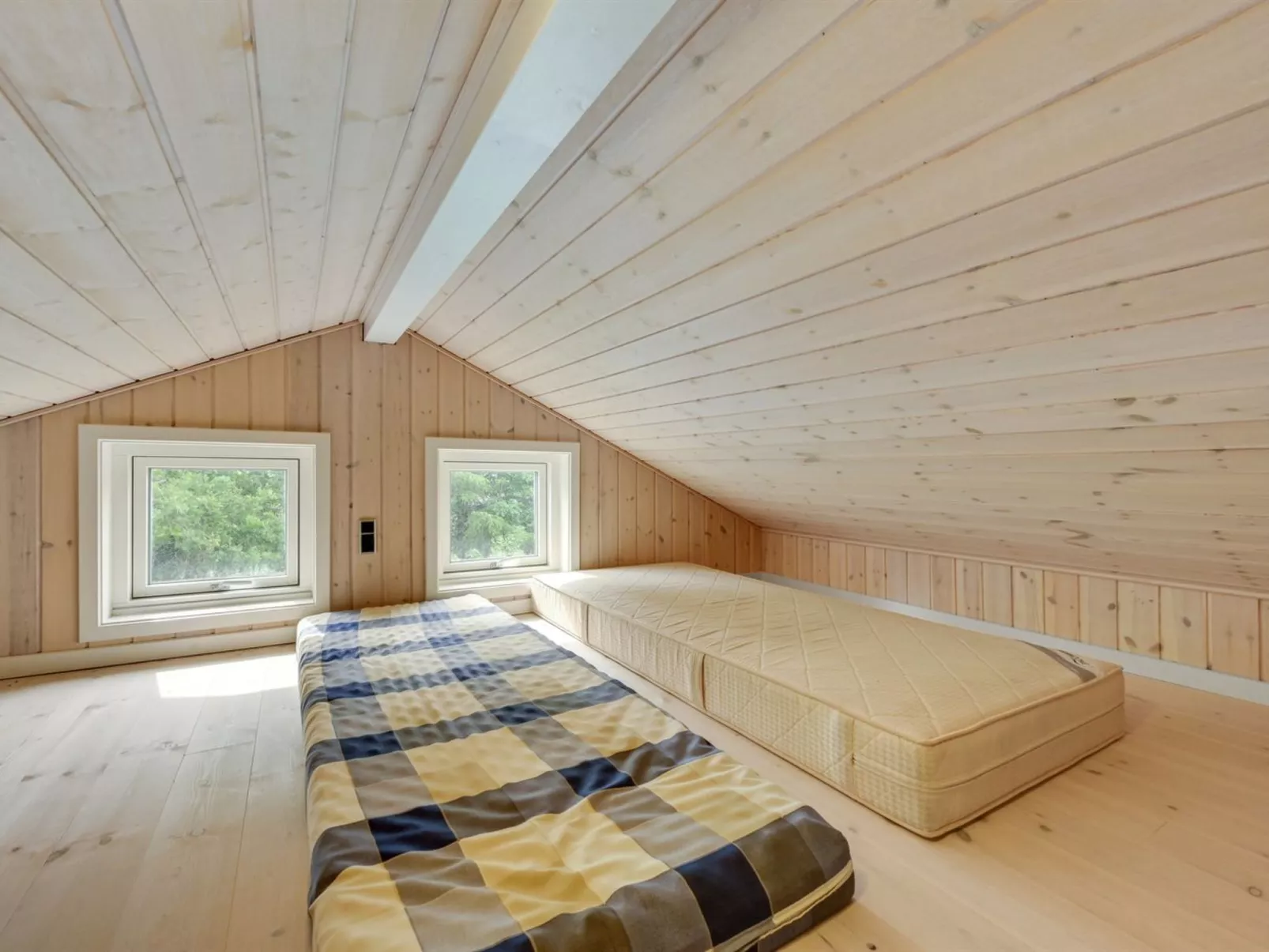 "Tjorven" - 250m to the fjord-Binnen