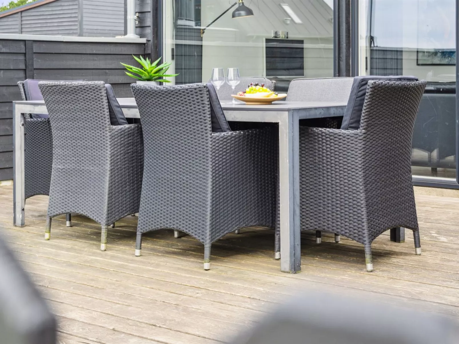 "Ingebrit" - 1.4km from the sea-Buiten