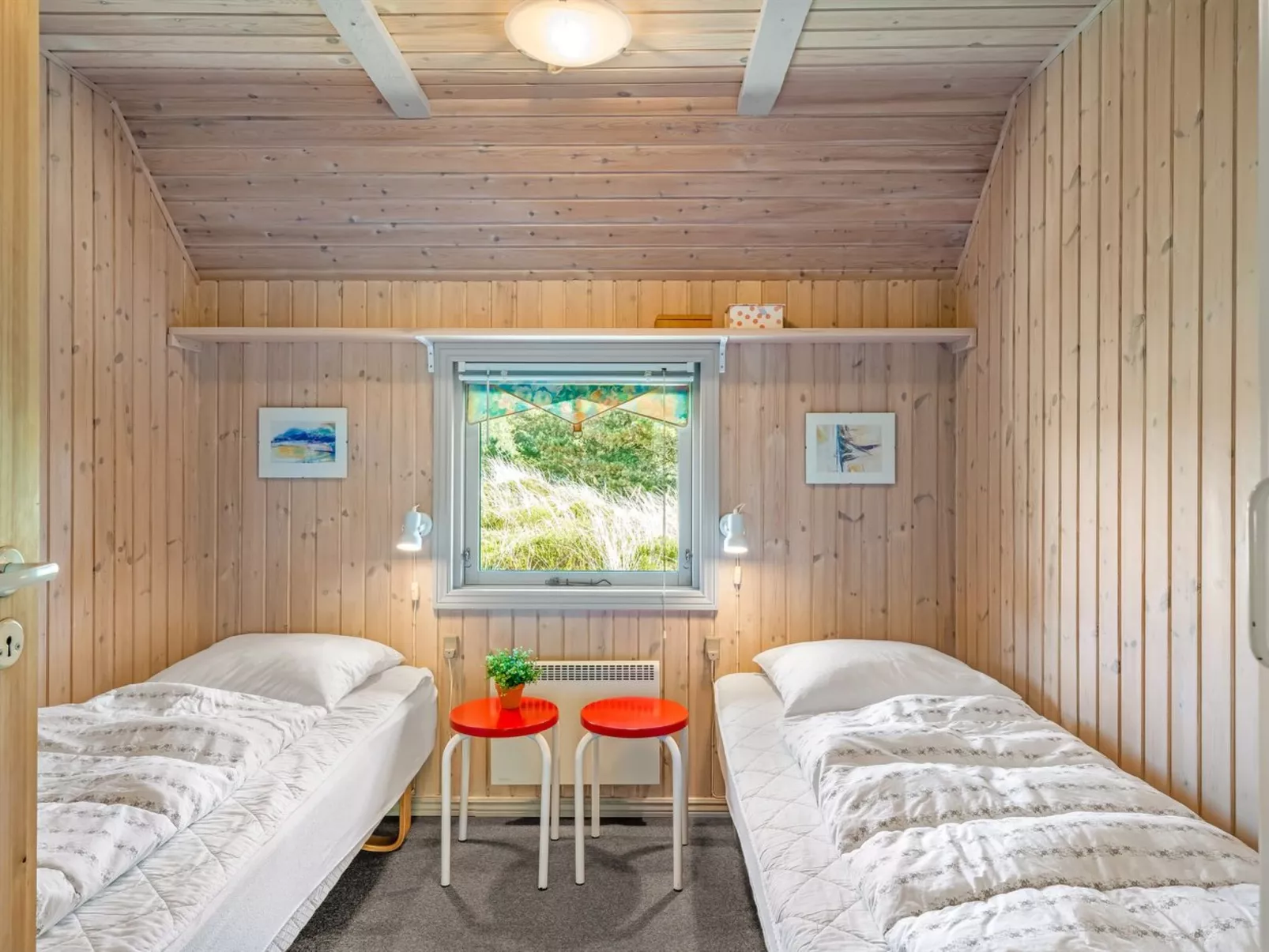 "Folmer" - 700m from the sea-Binnen