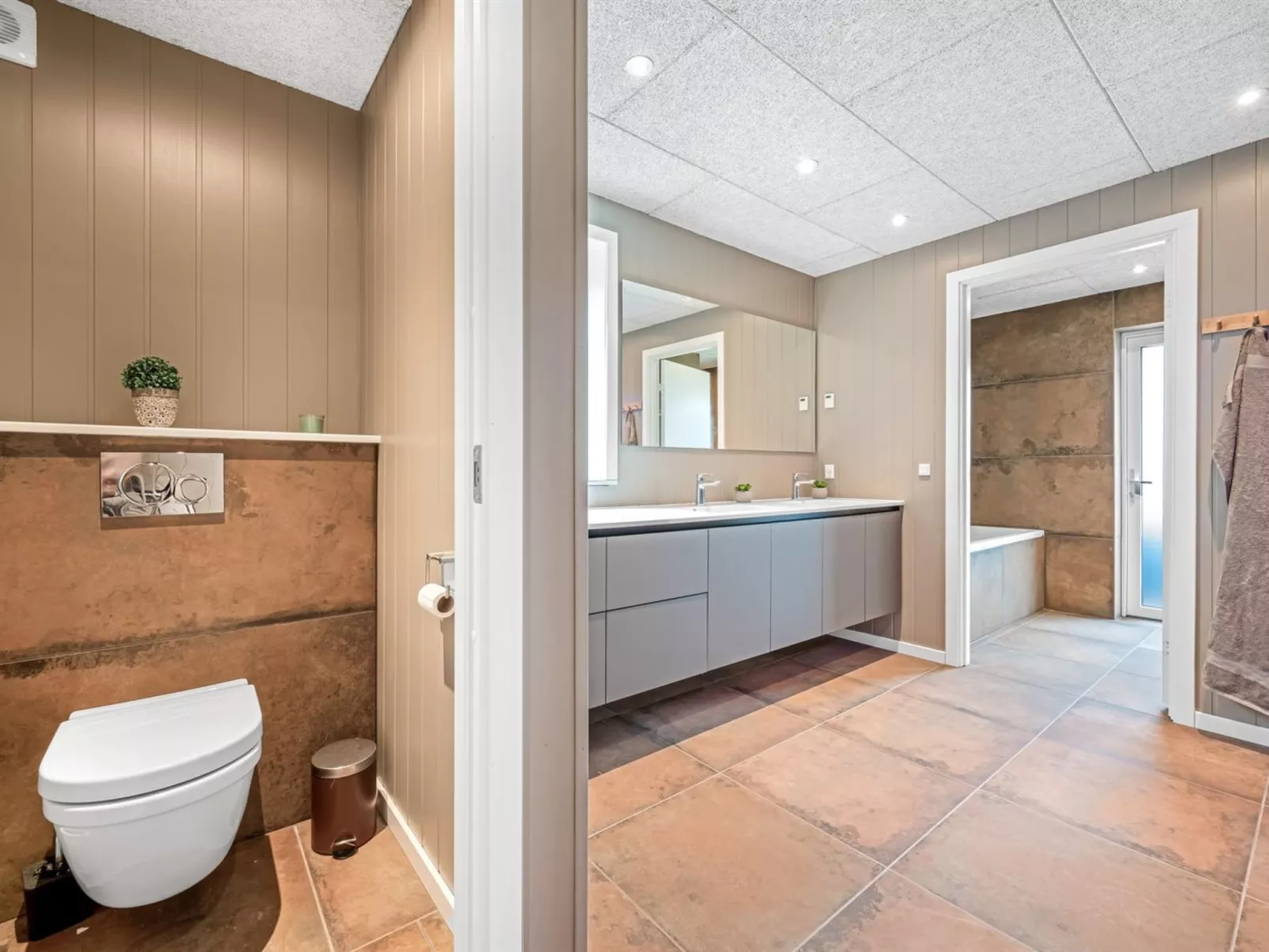 "Baggi" - 900m from the sea-Binnen