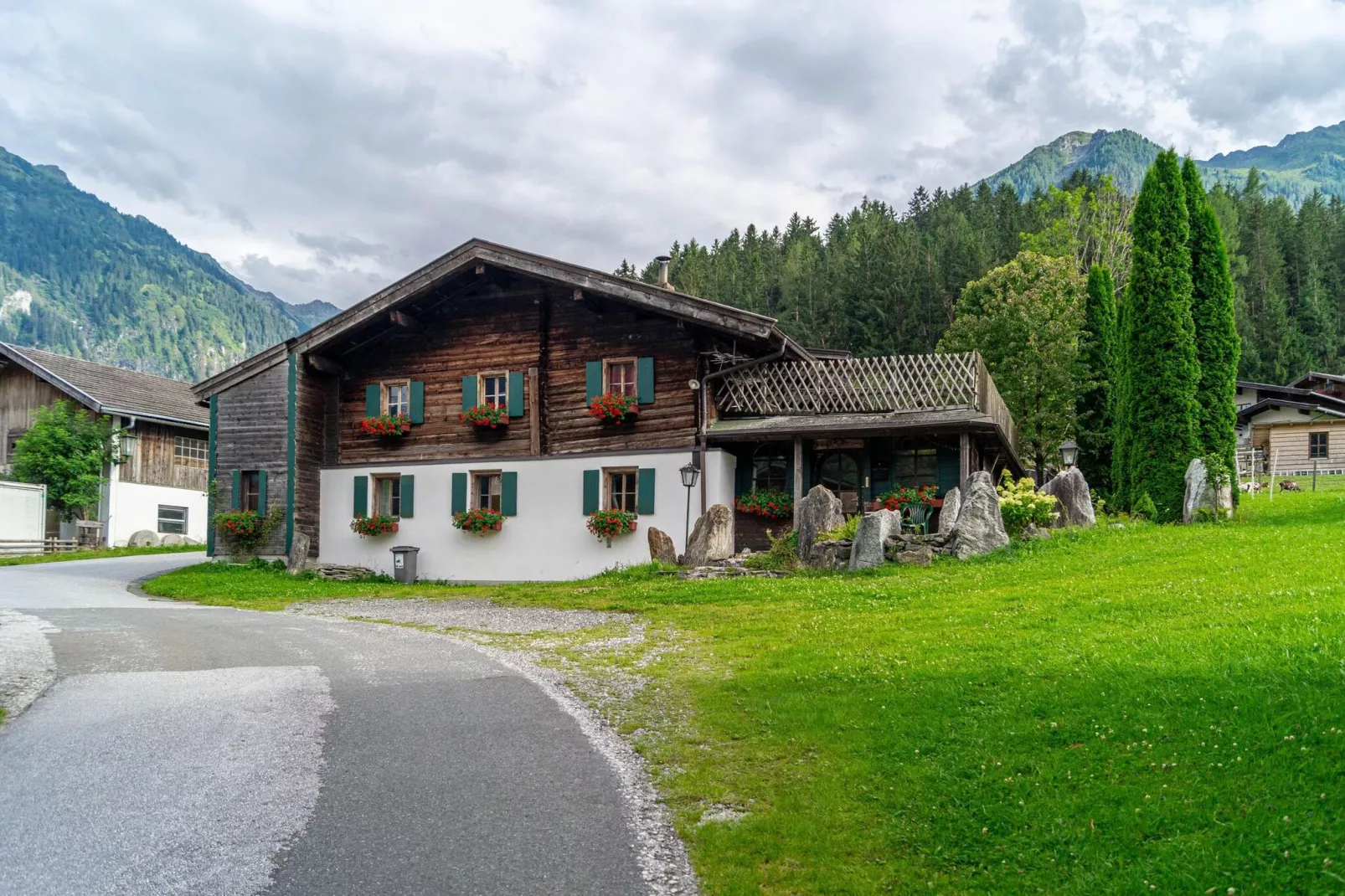 Bauernhaus Bachler-Buitenkant zomer