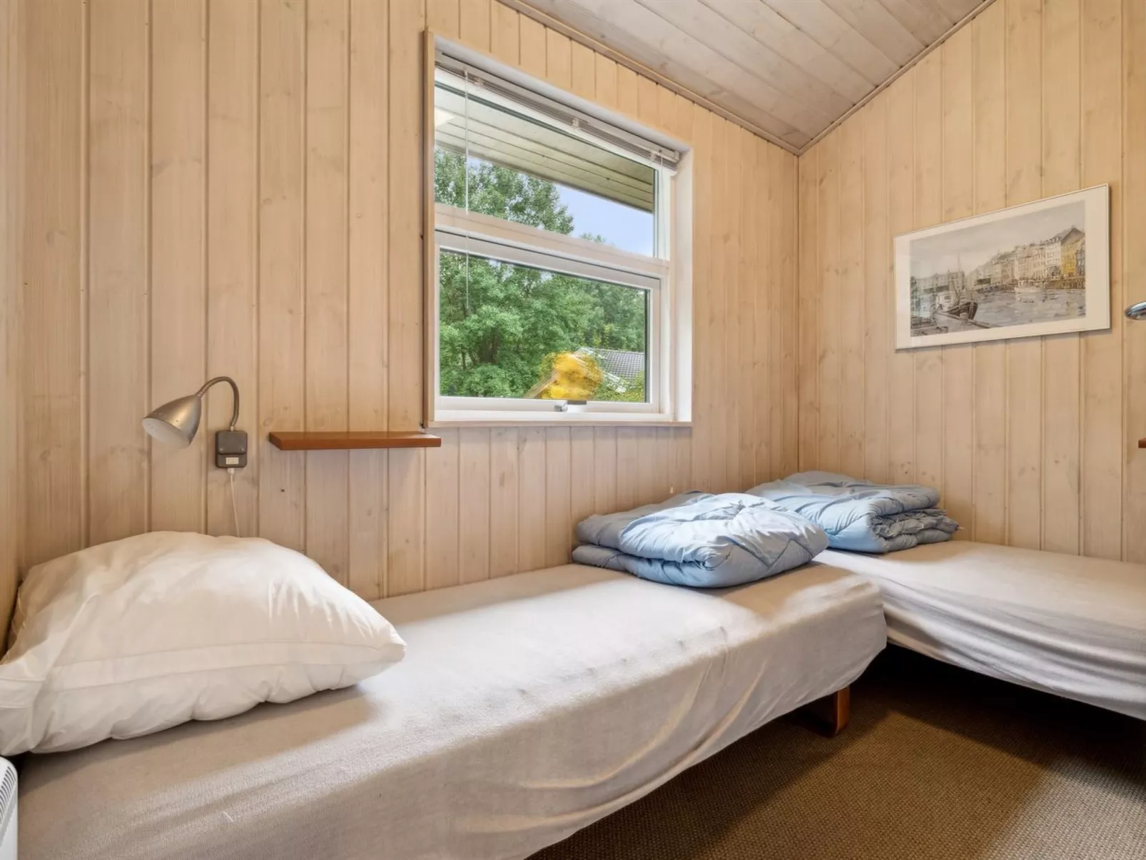 "Emmie" - 1.2km from the sea-Binnen