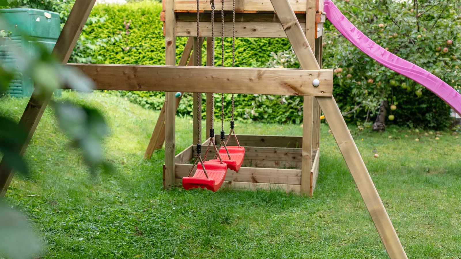 Apart An der Ache-Tuinen zomer