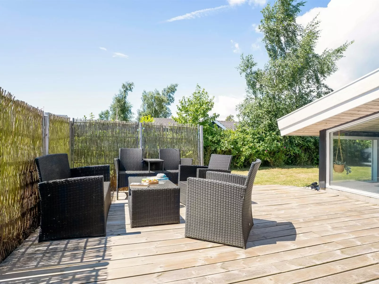 "Estella" - 900m from the sea-Buiten