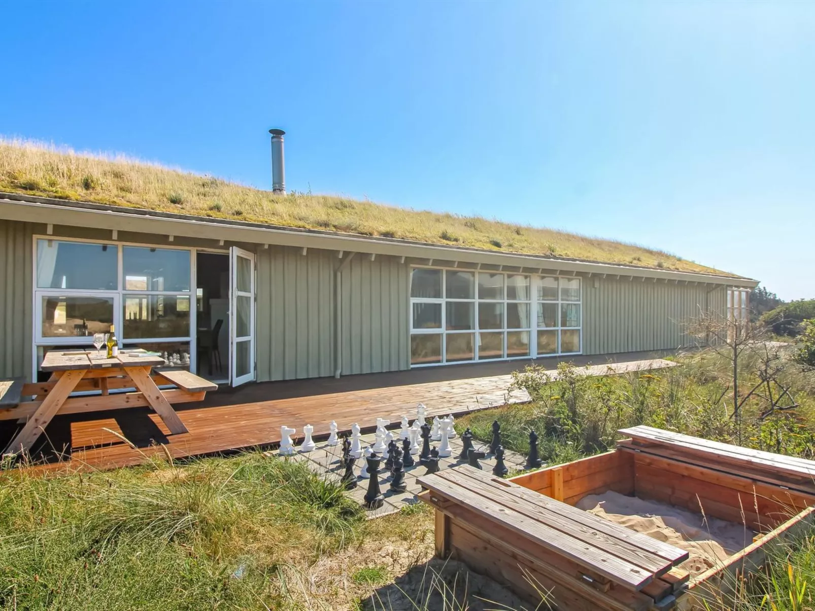 "Adrienne" - 490m from the sea