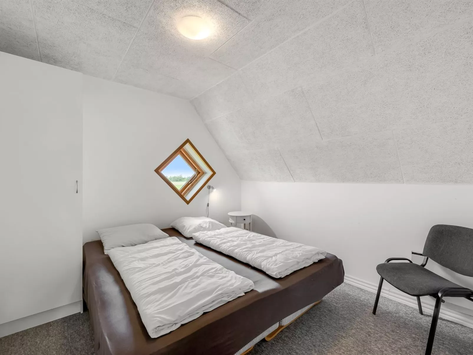 "Darleen" - 850m to the fjord-Binnen