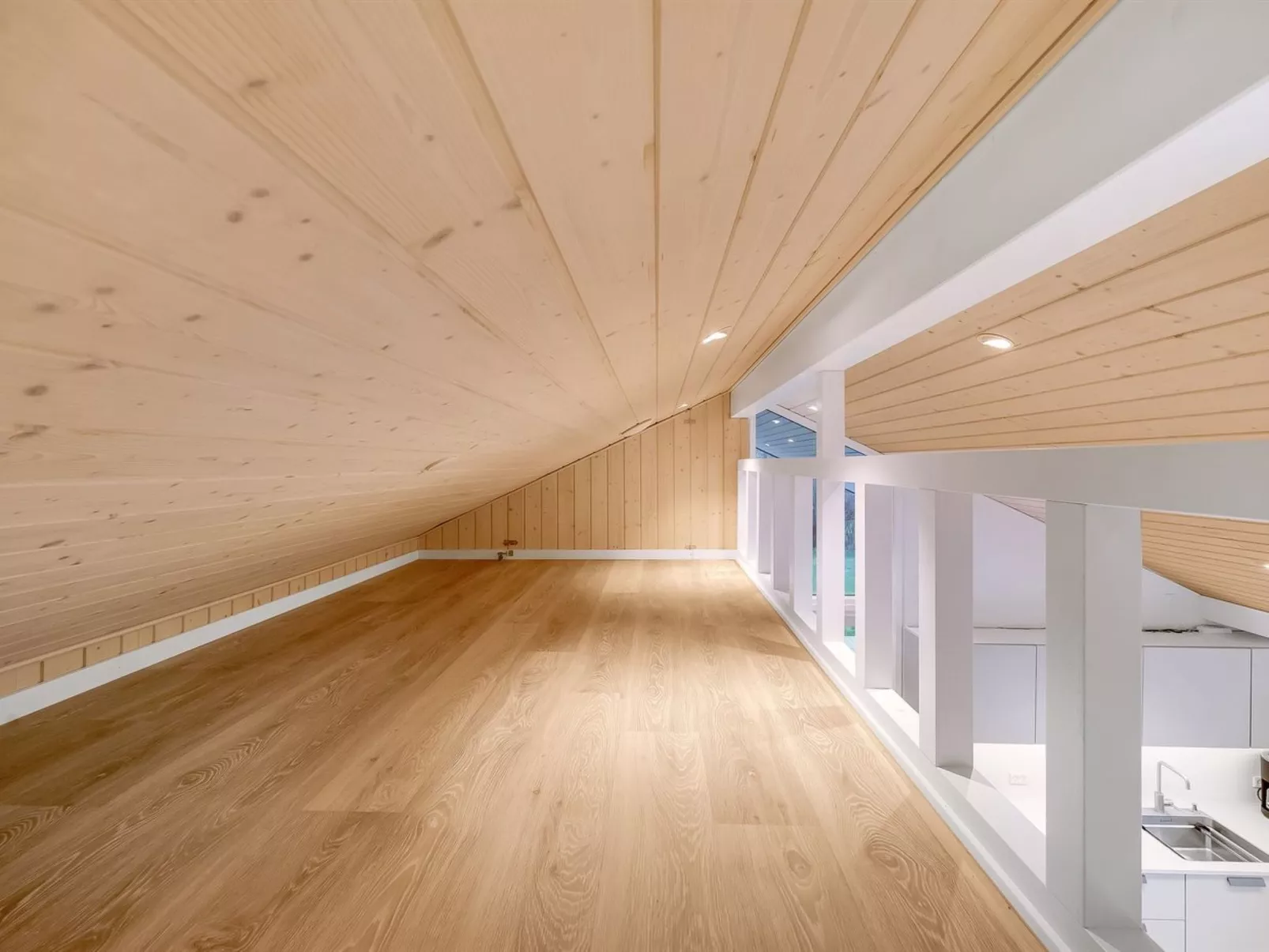 "Corina" - 850m to the fjord-Binnen