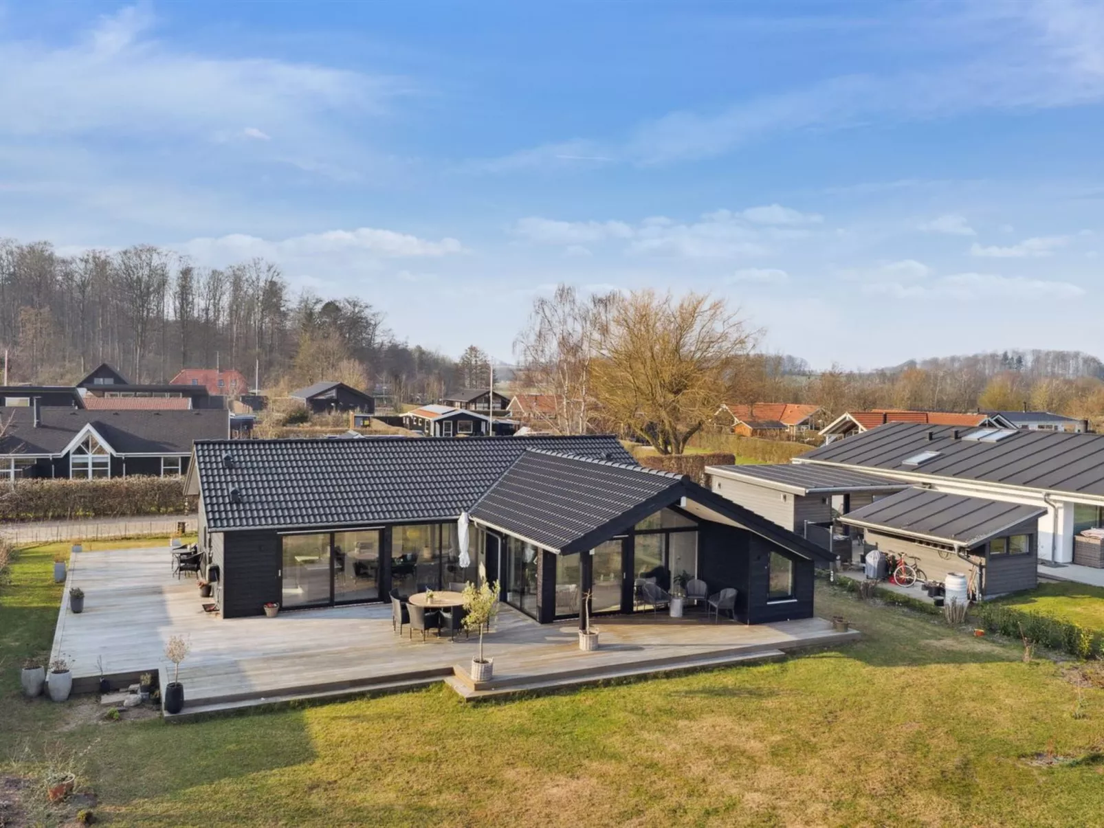 "Viveke" - 10m from the sea-Buiten