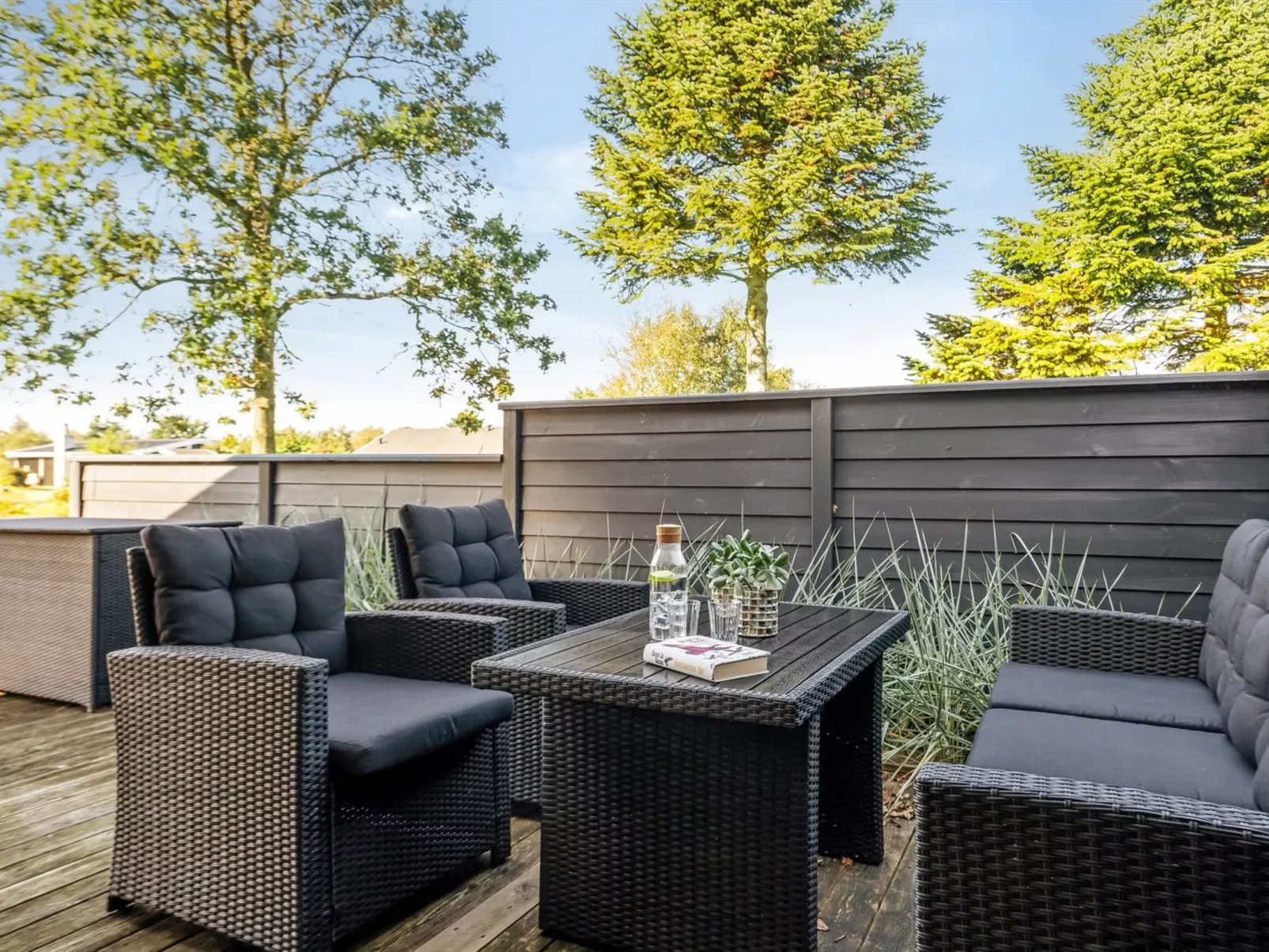 "Carlina" - 700m to the fjord-Buiten