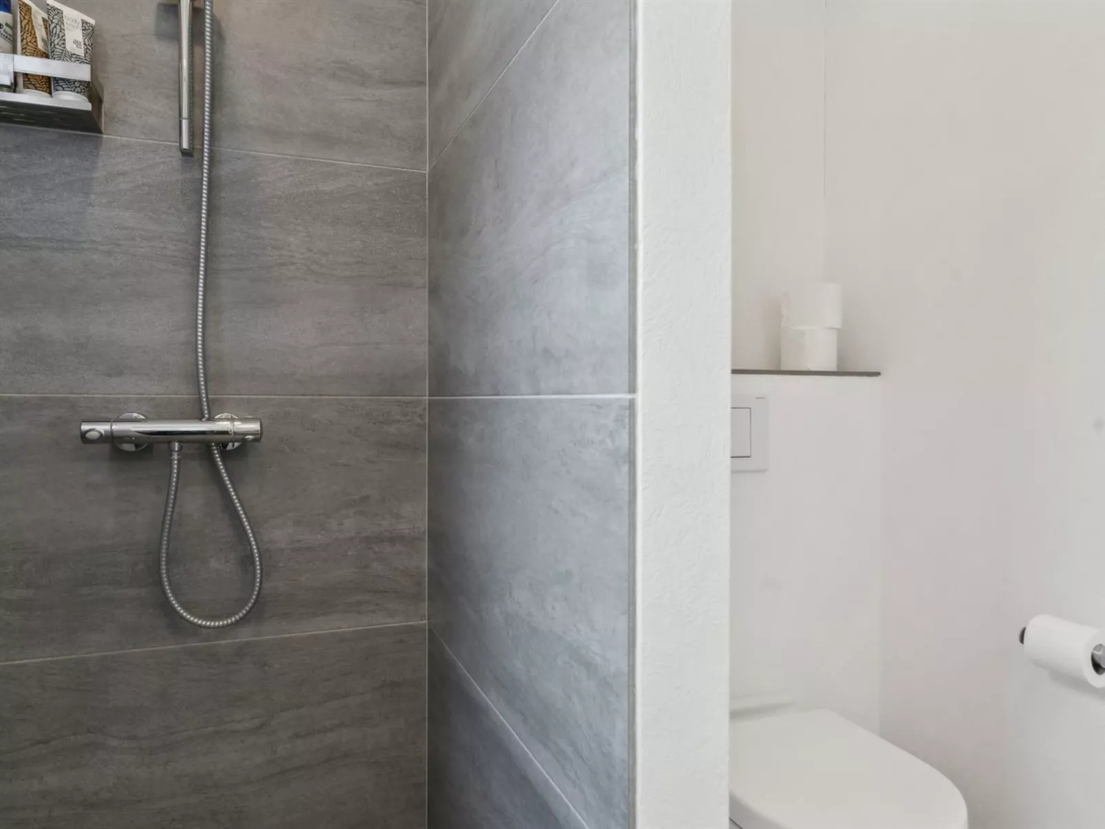 "Dietlinde" - 100m from the sea-Binnen