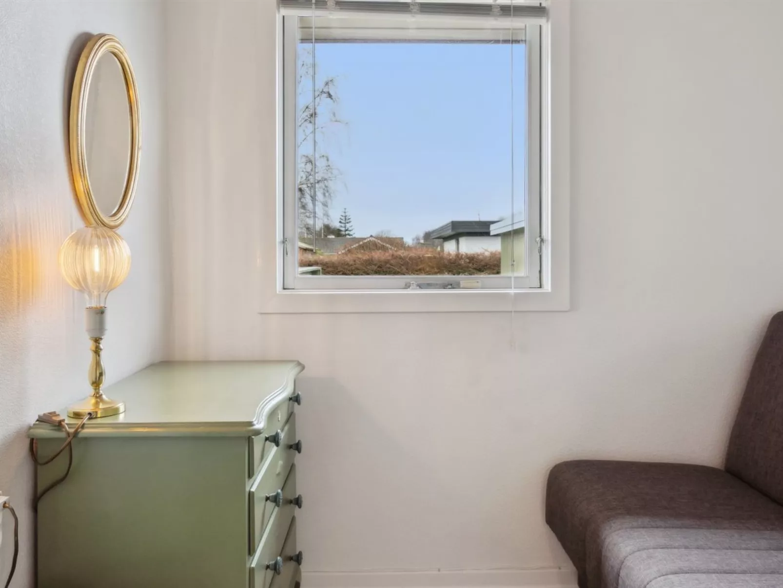 "Severine" - 650m from the sea-Binnen