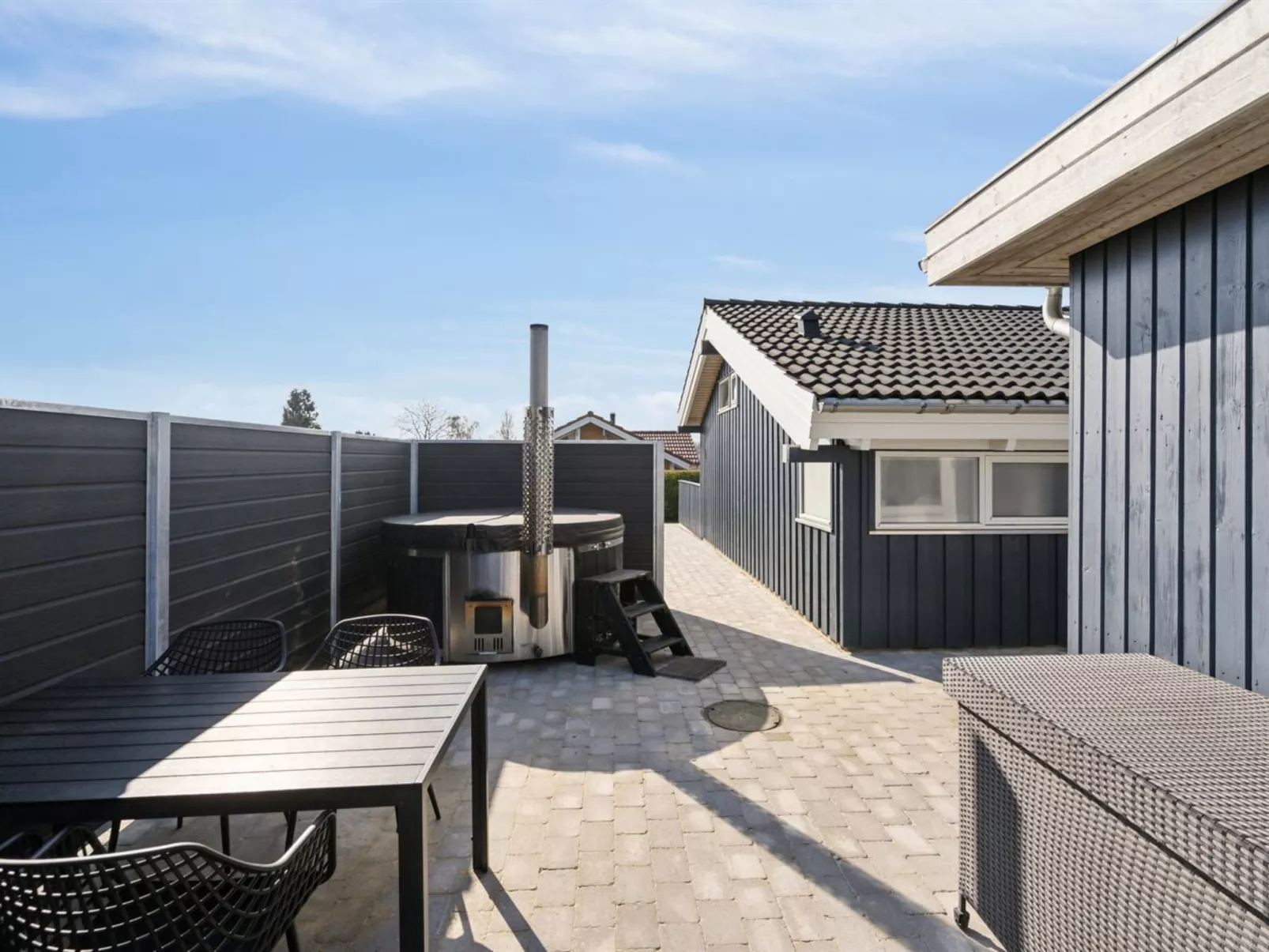 "Annegret" - 200m from the sea-Buiten