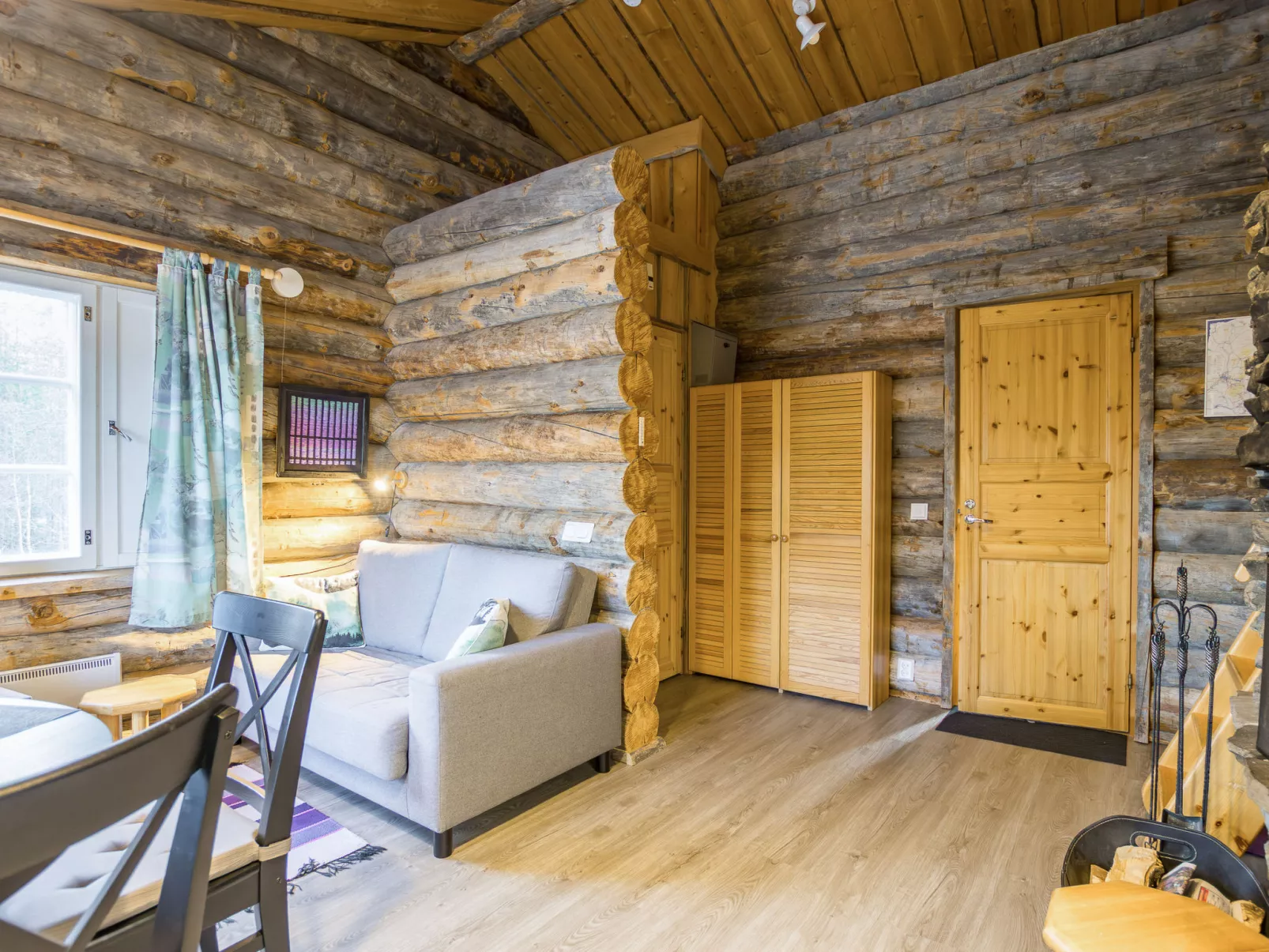 Lomaylläs g101/tunturipolku 1a-Binnen