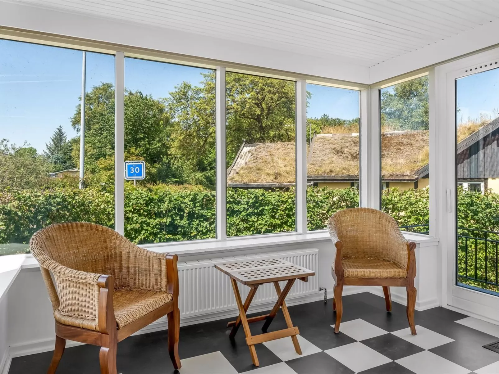 "Bernadeta" - 500m from the sea-Binnen