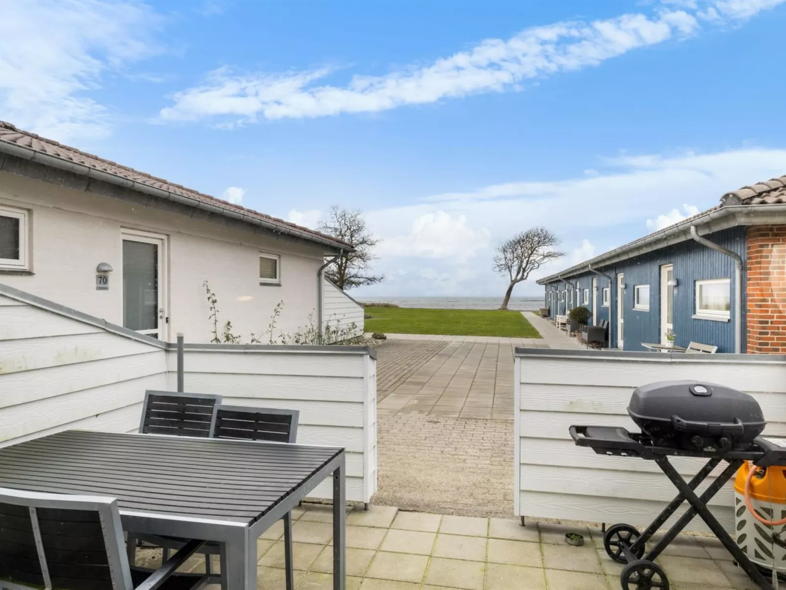 "Kari" - 50m from the sea-Buiten