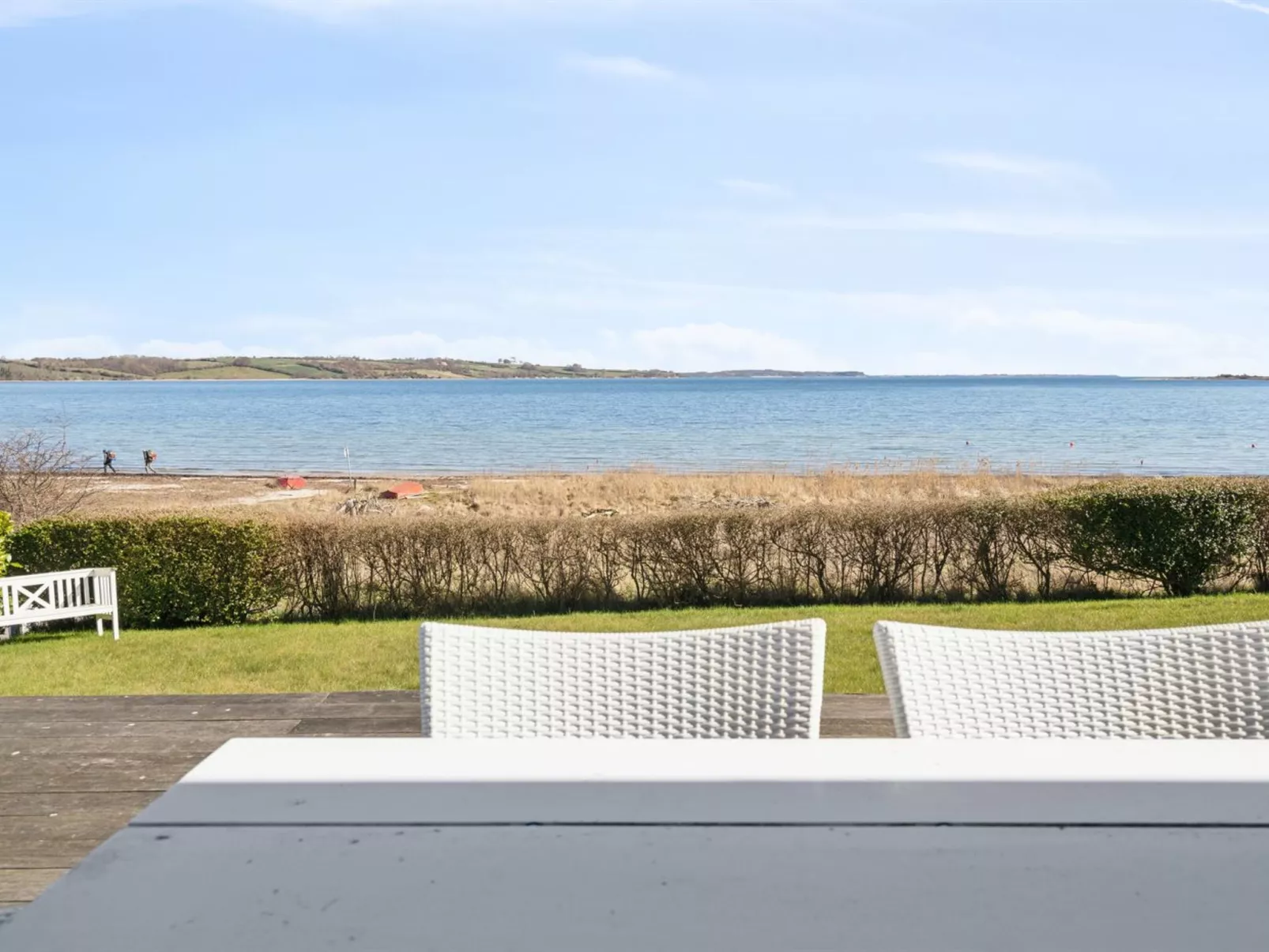 "Solbritt" - 30m from the sea-Buiten