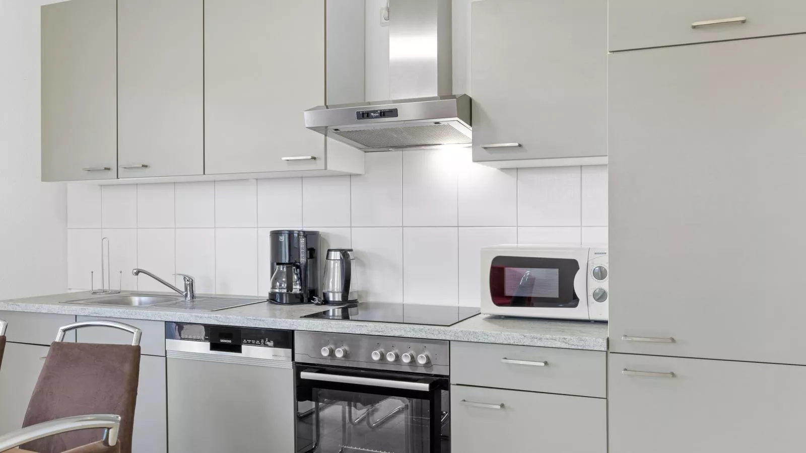 Stranddistel links mit Sauna-Keuken