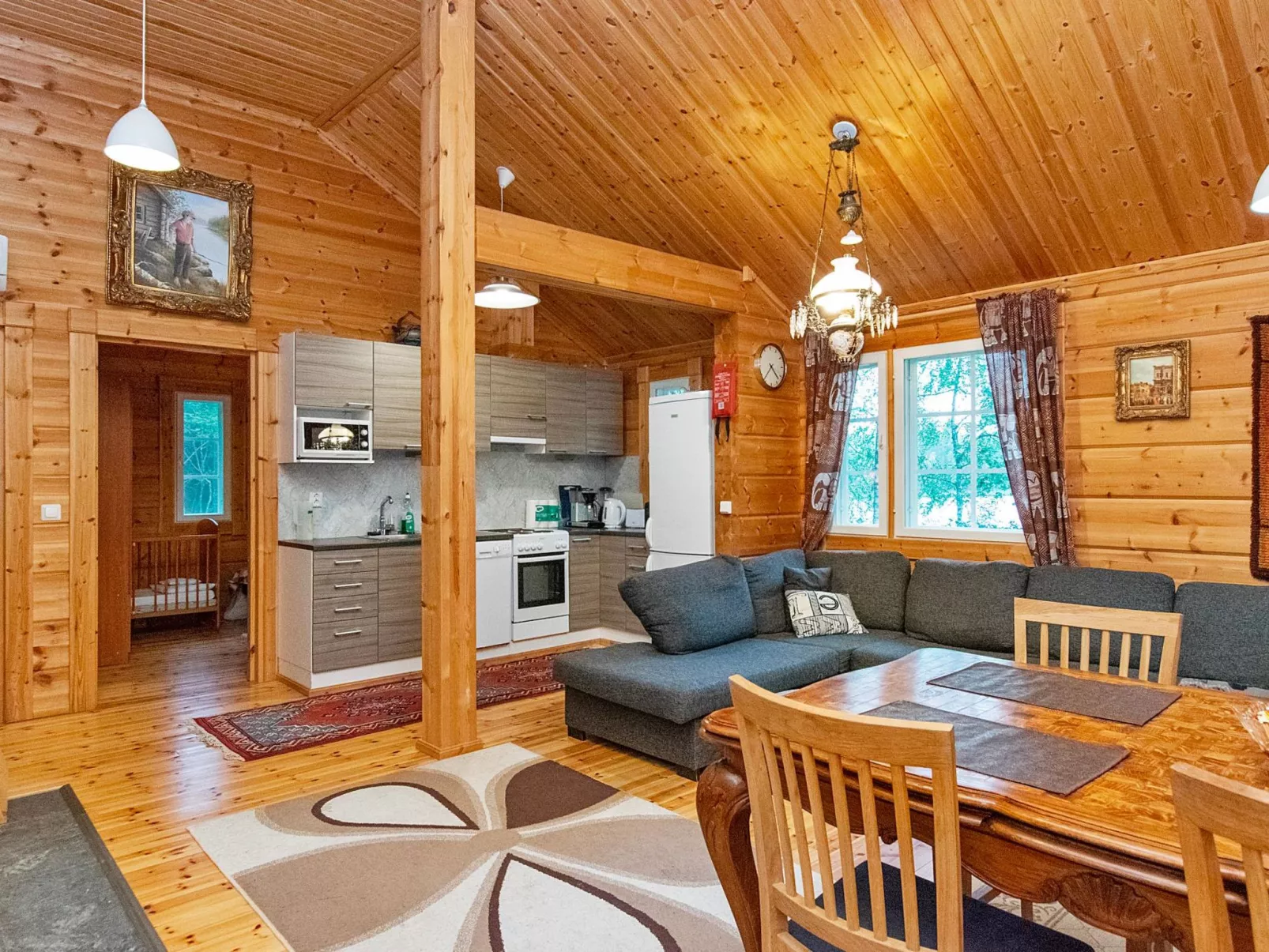 Mökki mikkola-Binnen