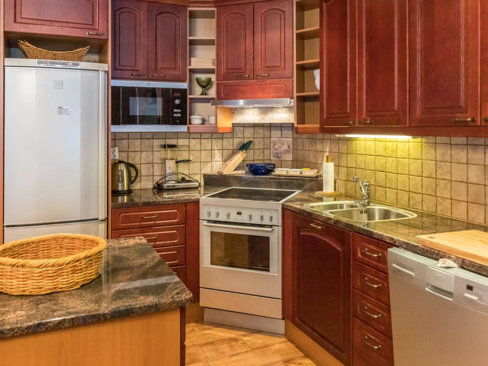 Ylläskaira a-Binnen