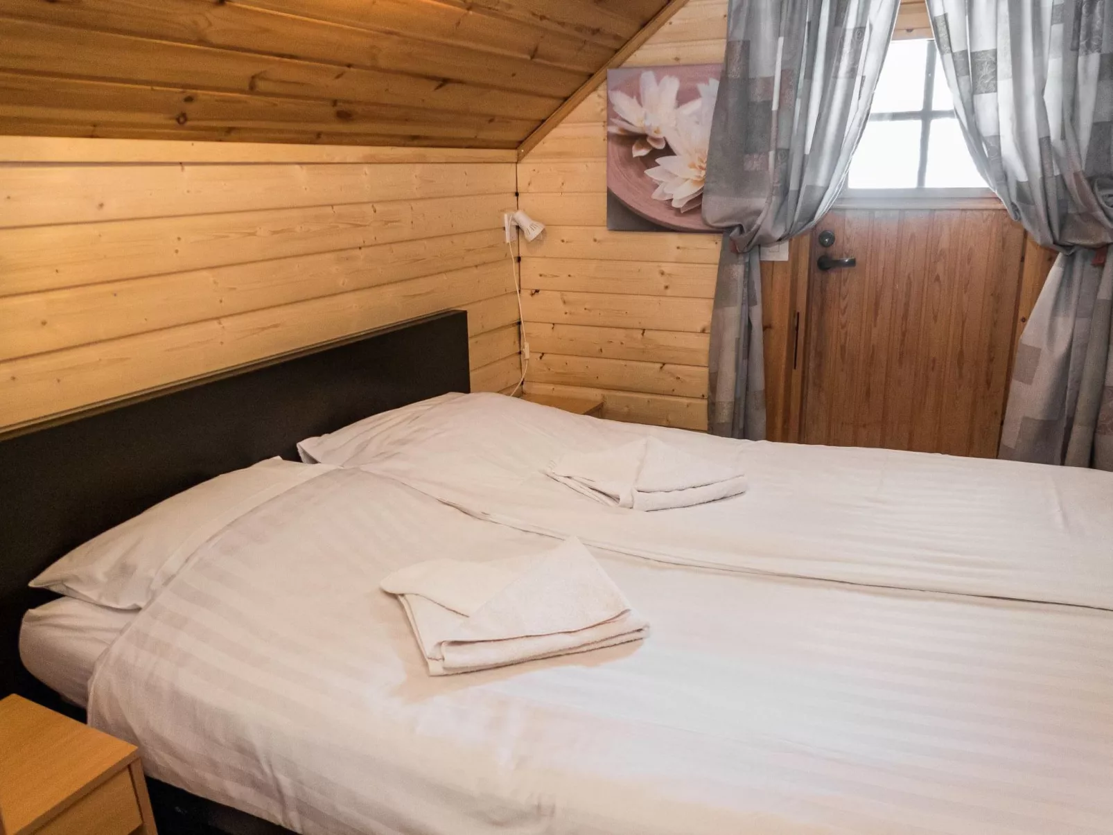 Vuokatticottage f-Binnen