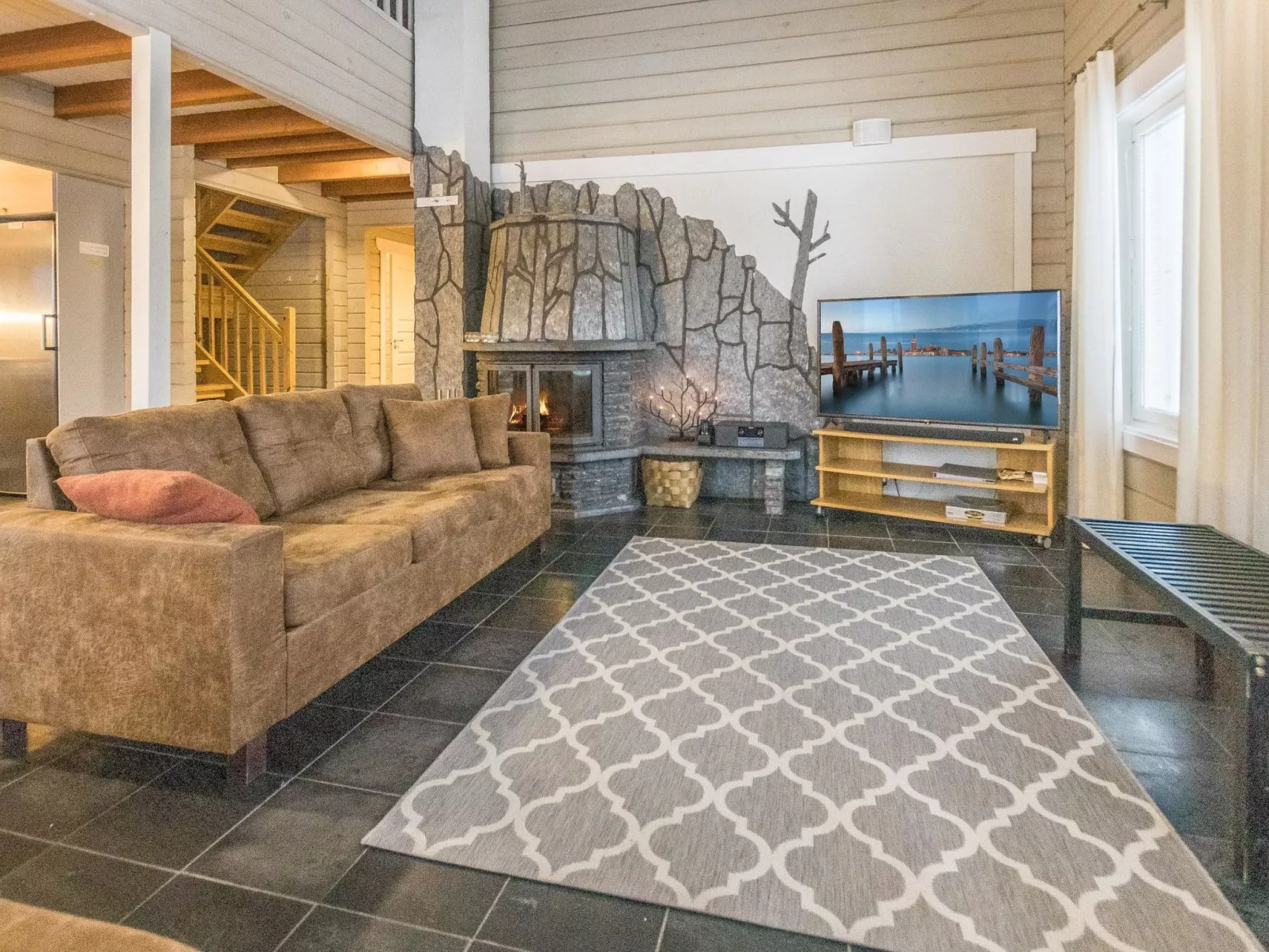 Uulanlinna a, paritalo-Binnen