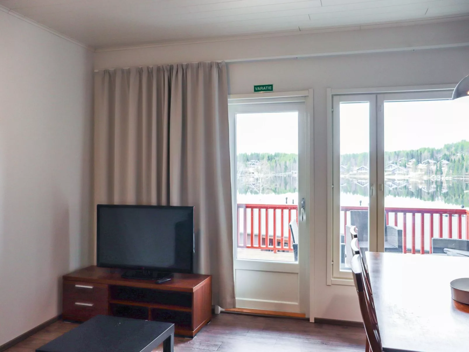 Skivillas 47 ukkohalla (a7)-Binnen