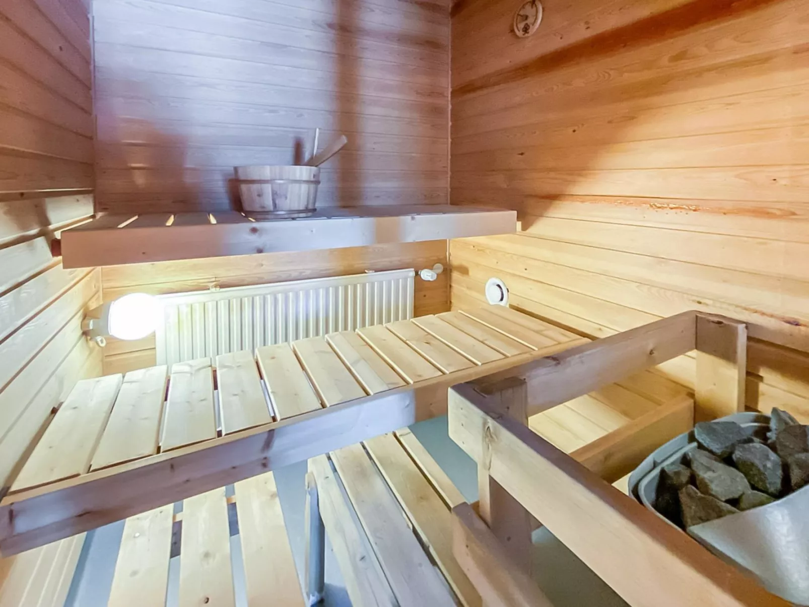 The cozy loggers suite-Binnen