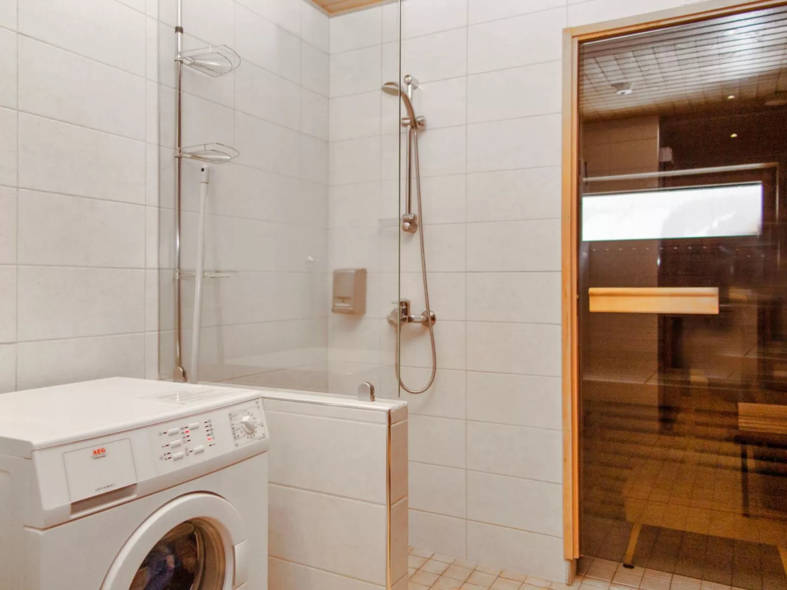 Tahko spa junior suite orange a 10-Binnen