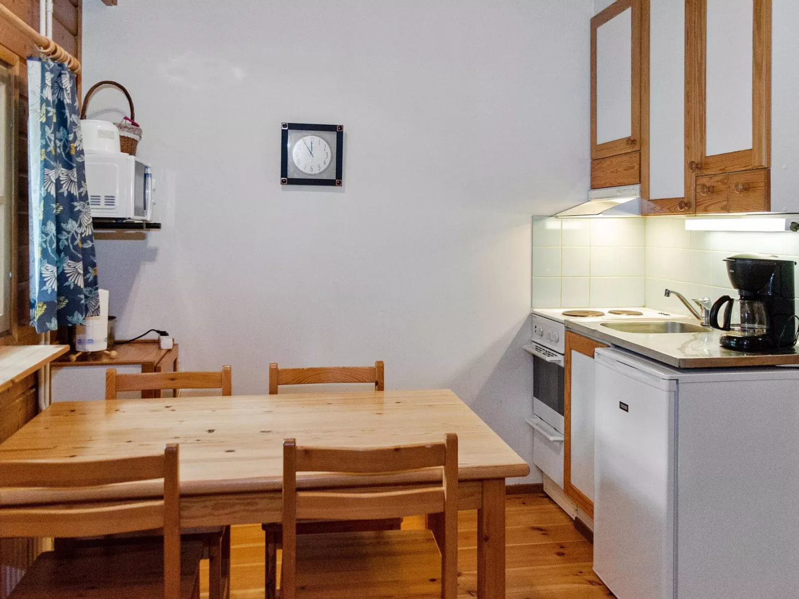 Sotka 13 by bomba-Binnen