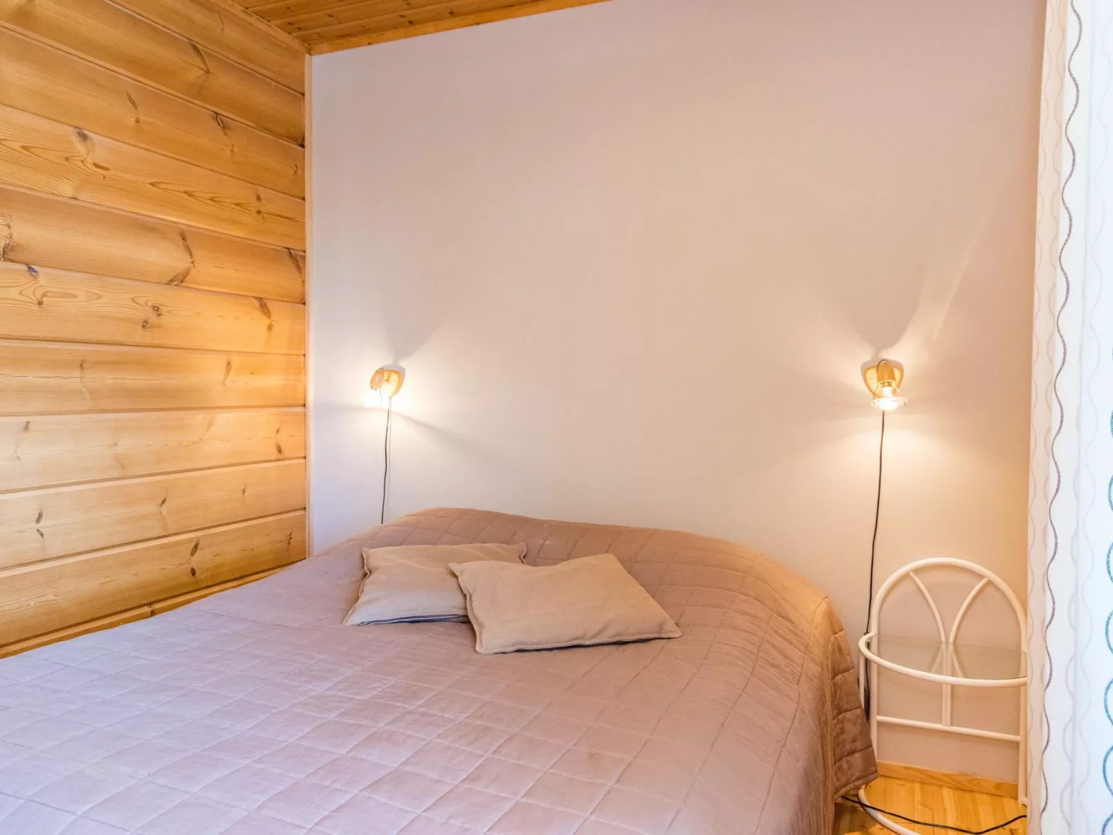 Vuosseli-kelkka 15b-Binnen