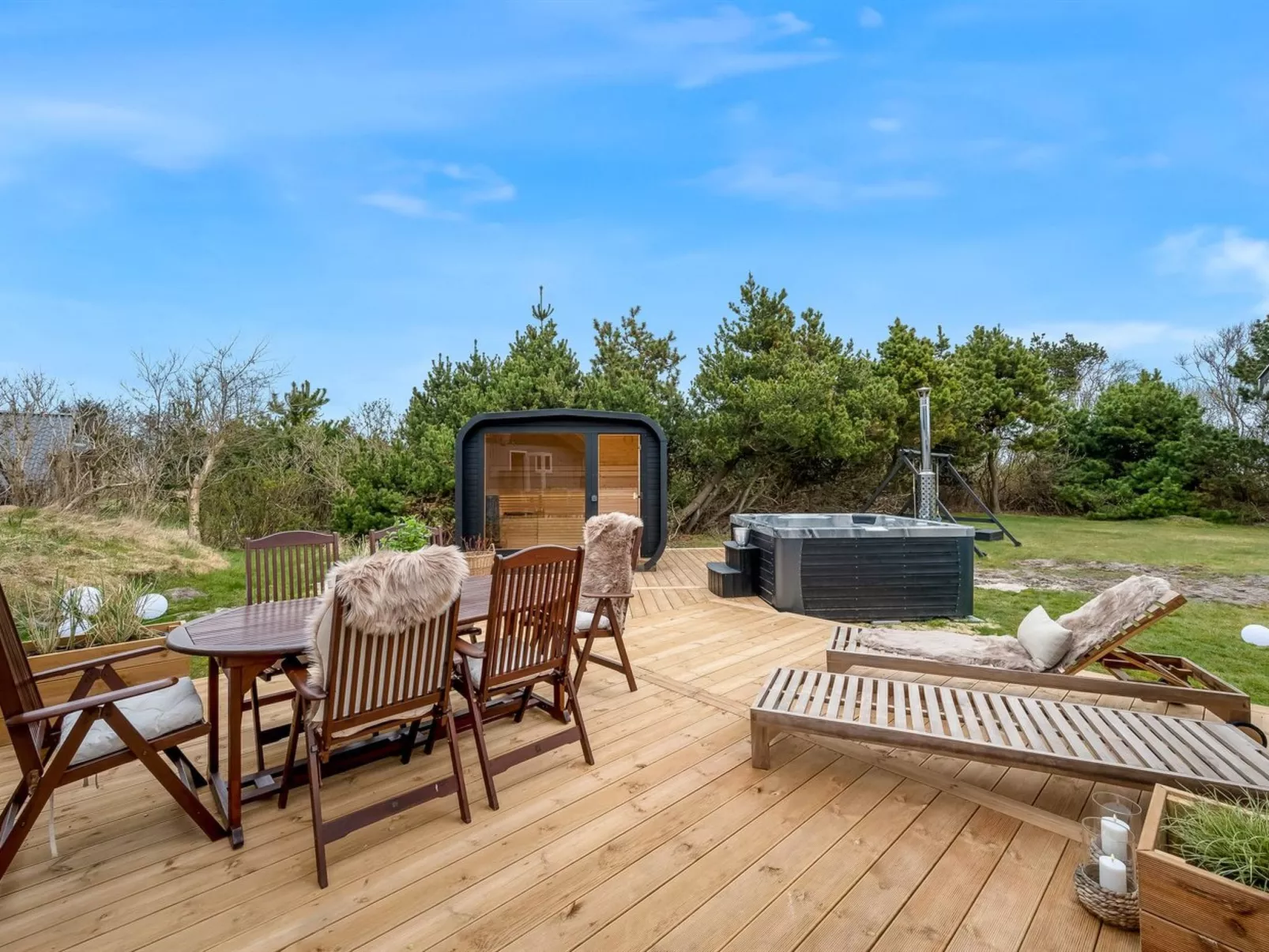 "Heike" - 700m to the fjord-Buiten