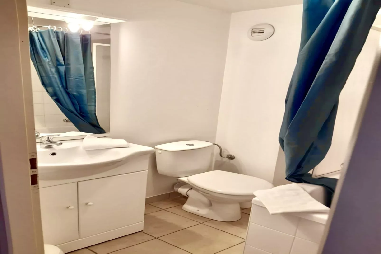 Adonis Valberg Studio-Badkamer