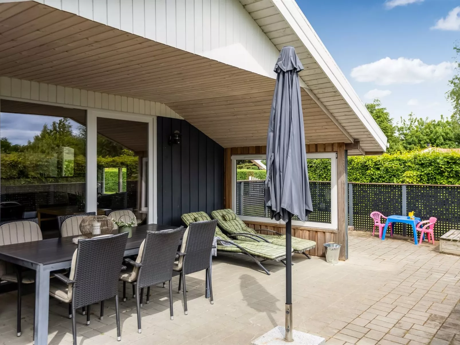 "Irlin" - 850m from the sea-Buiten