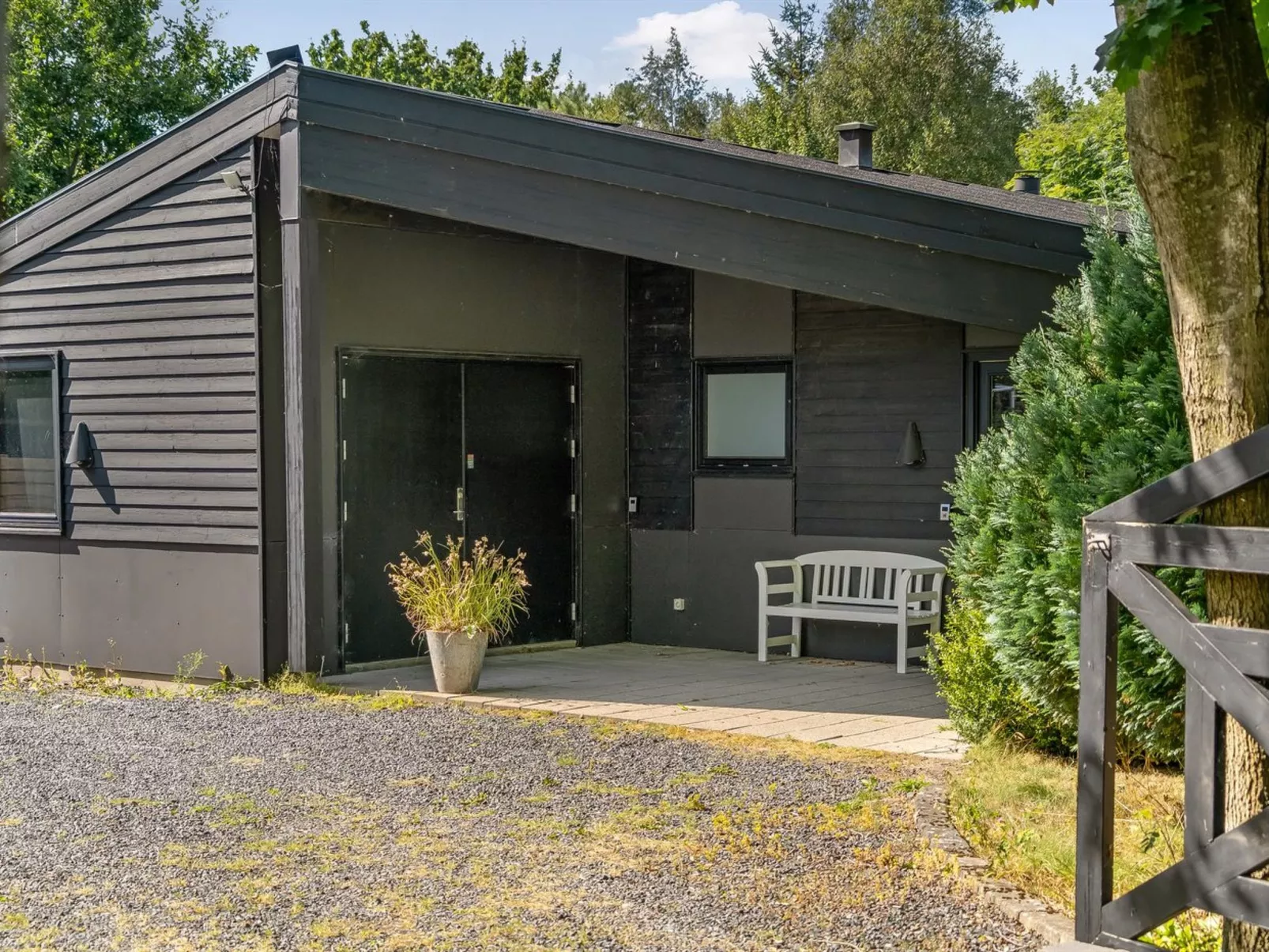 "Ejnarine" - 1.5km from the sea-Buiten