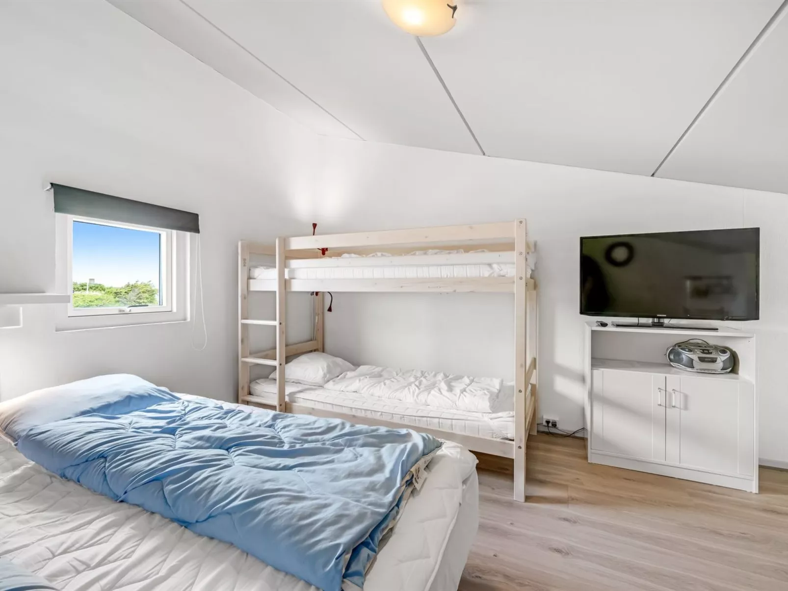 "Jari" - 200m from the sea-Binnen